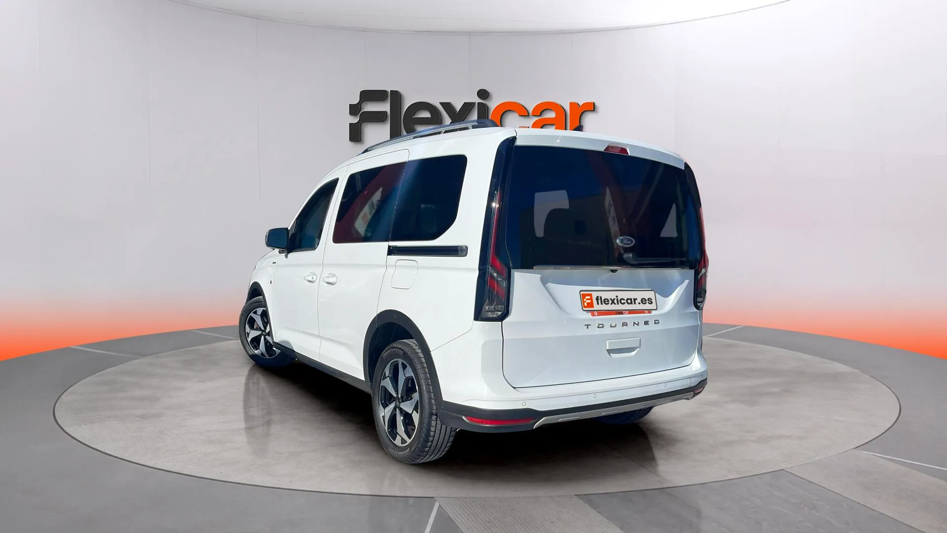 Ford Tourneo Connect 1.5 EcoBoost Active - foto 6