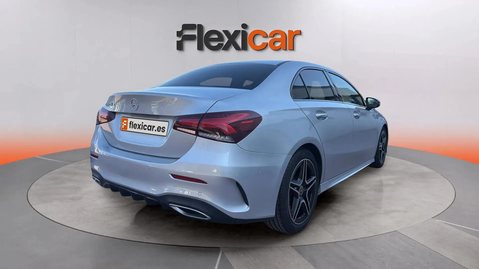 Mercedes-Benz Clase A Sedán A 200 d - foto 4