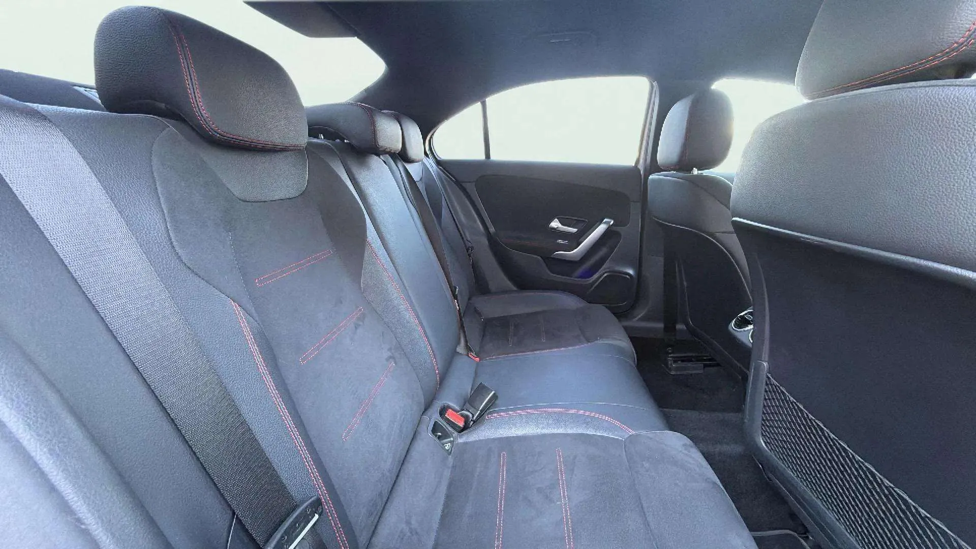 Mercedes-Benz Clase A Sedán A 200 d - foto 21