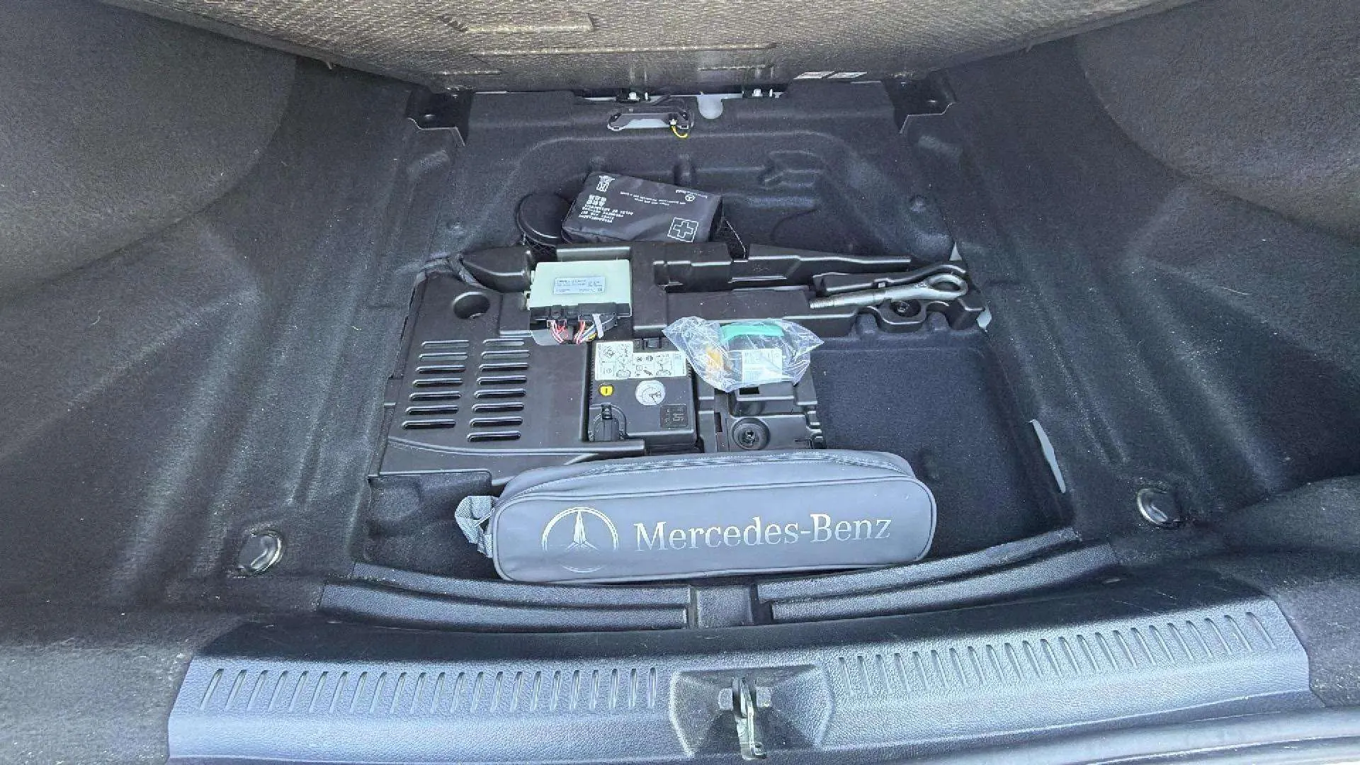 Mercedes-Benz Clase A Sedán A 200 d - foto 24