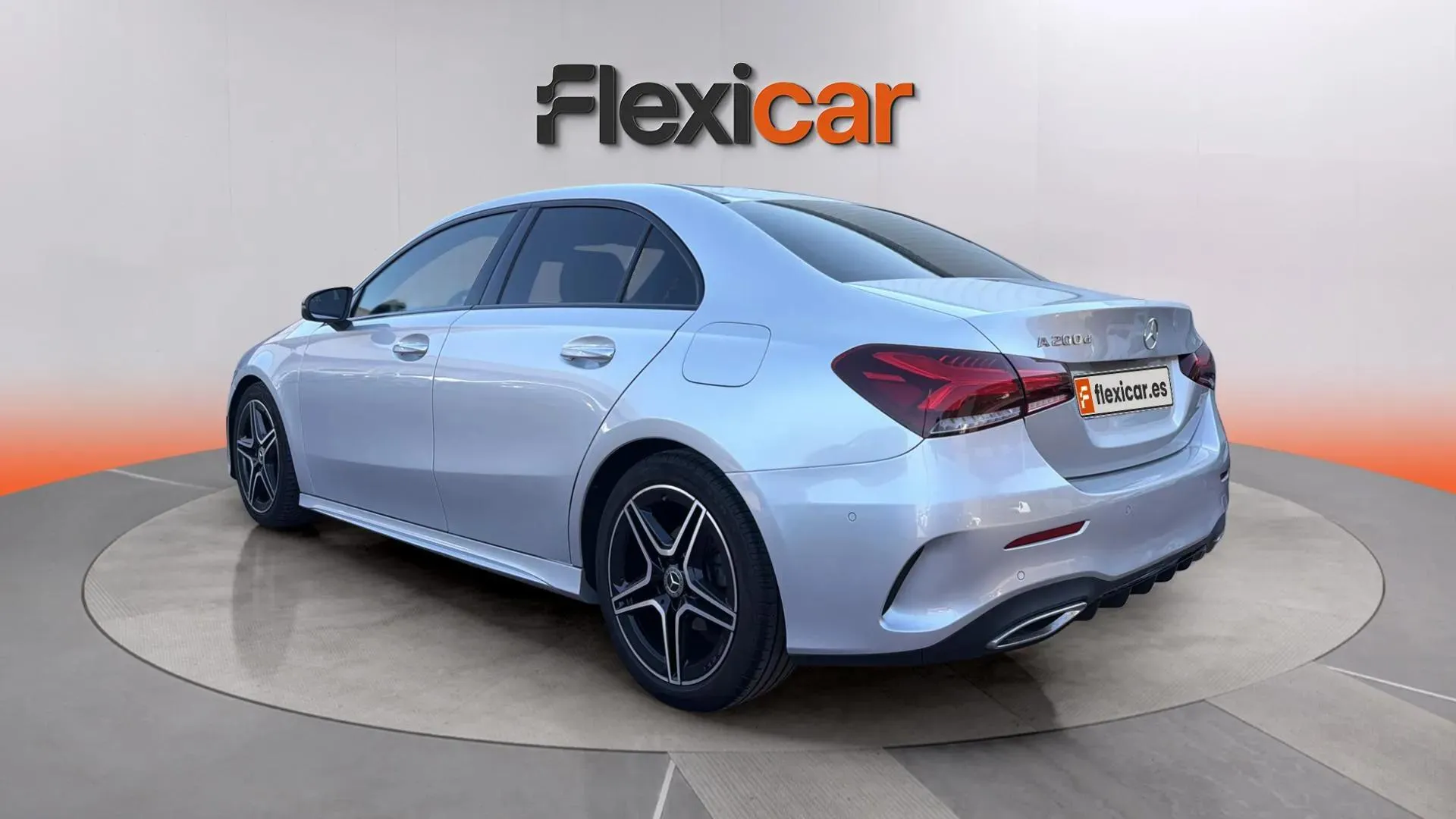 Mercedes-Benz Clase A Sedán A 200 d - foto 11