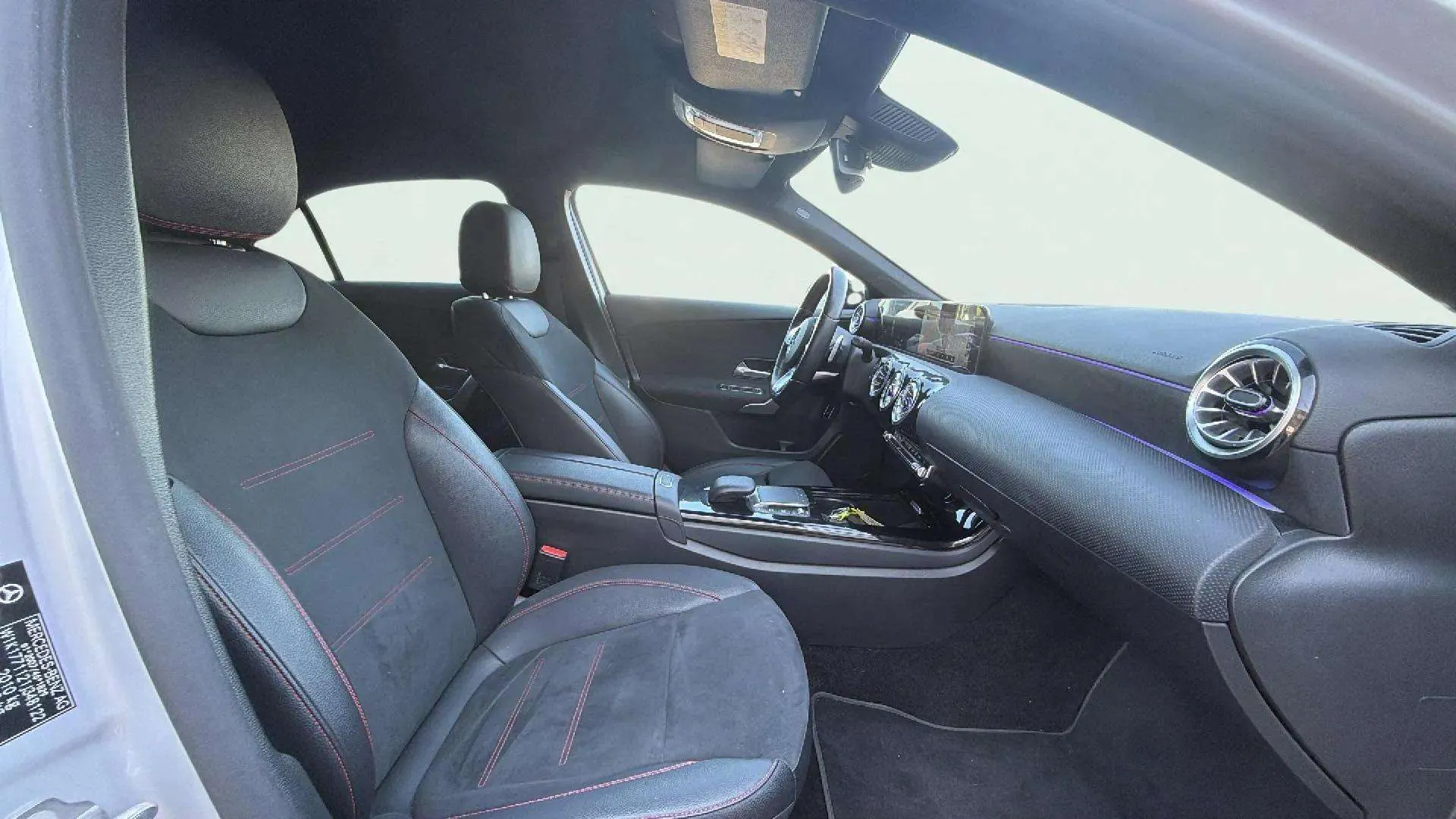 Mercedes-Benz Clase A Sedán A 200 d - foto 20