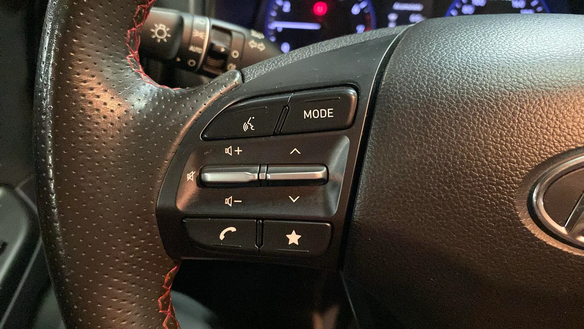 Hyundai Kona 1.0 T-GDi N Line 30 Aniversario 4x2 - foto 16