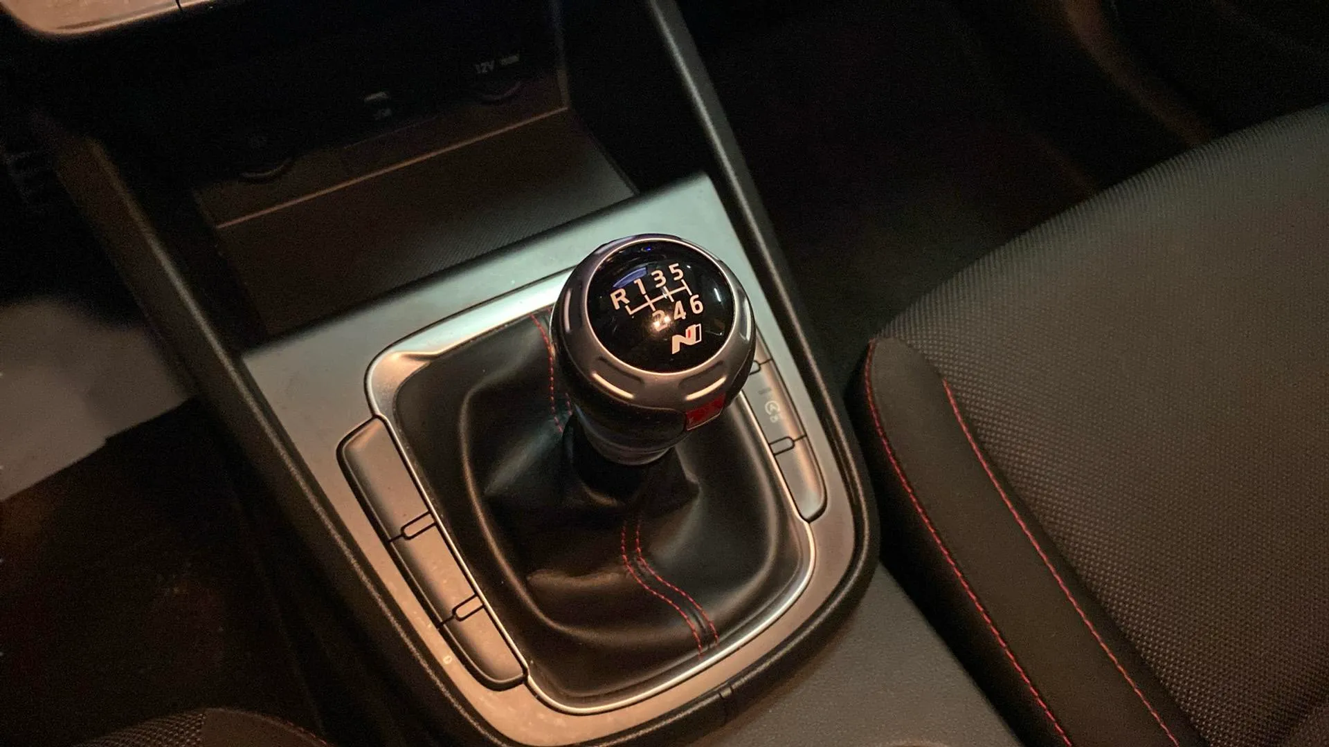 Hyundai Kona 1.0 T-GDi N Line 30 Aniversario 4x2 - foto 24