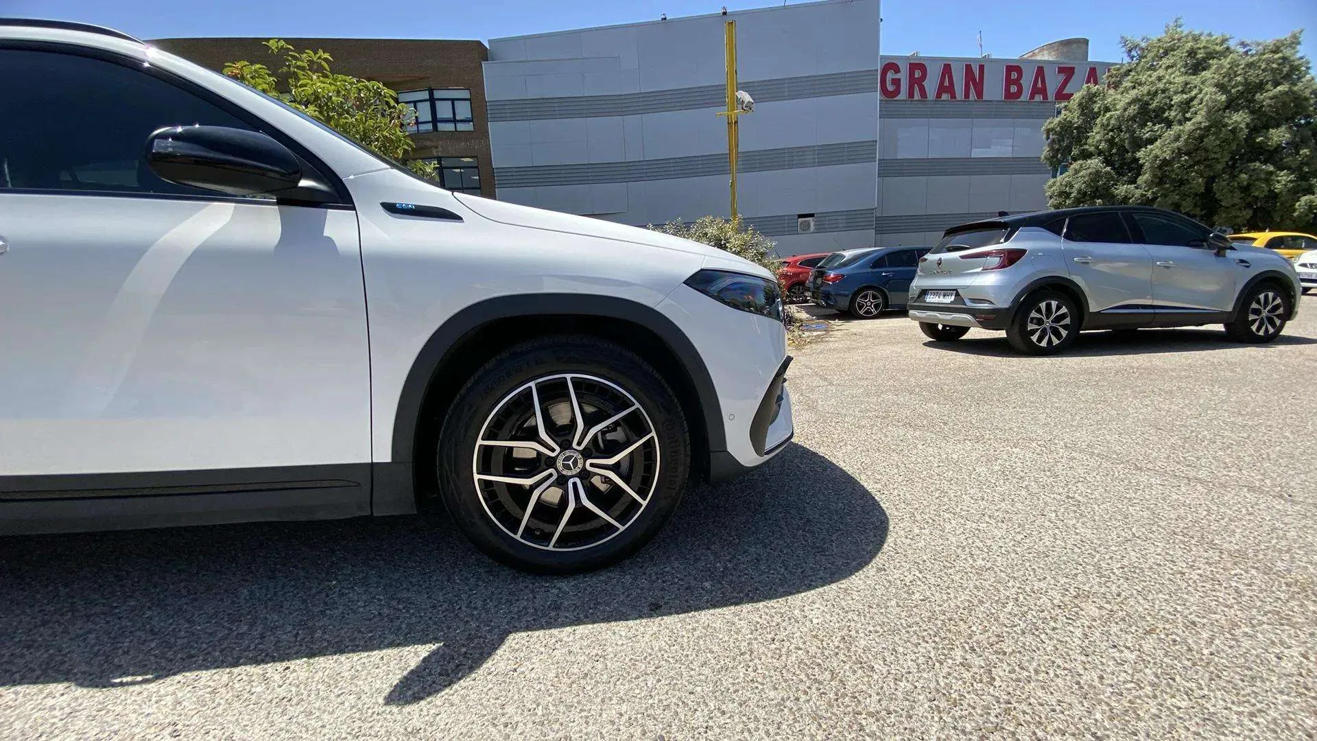 Mercedes-Benz EQA 250 - foto 21