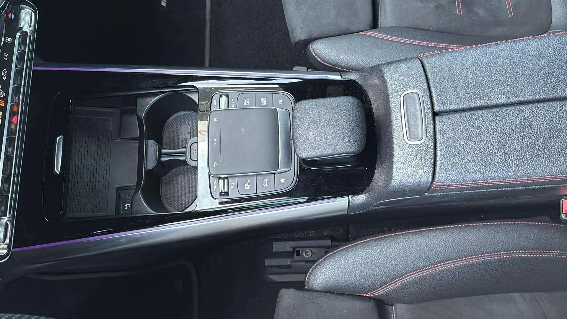 Mercedes-Benz EQA 250 - foto 19