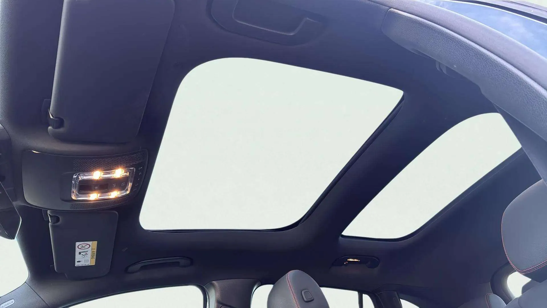 Mercedes-Benz EQA 250 - foto 12