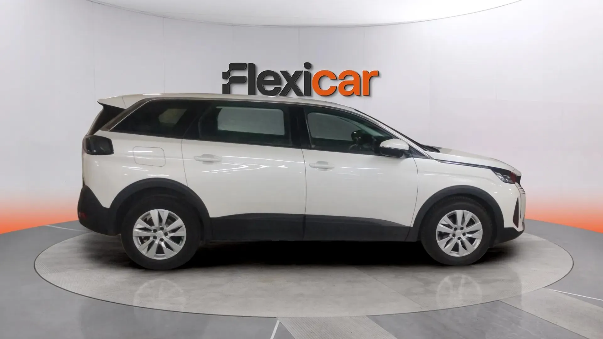 Peugeot 5008 1.2 PureTech Active Pack EAT8 - foto 3