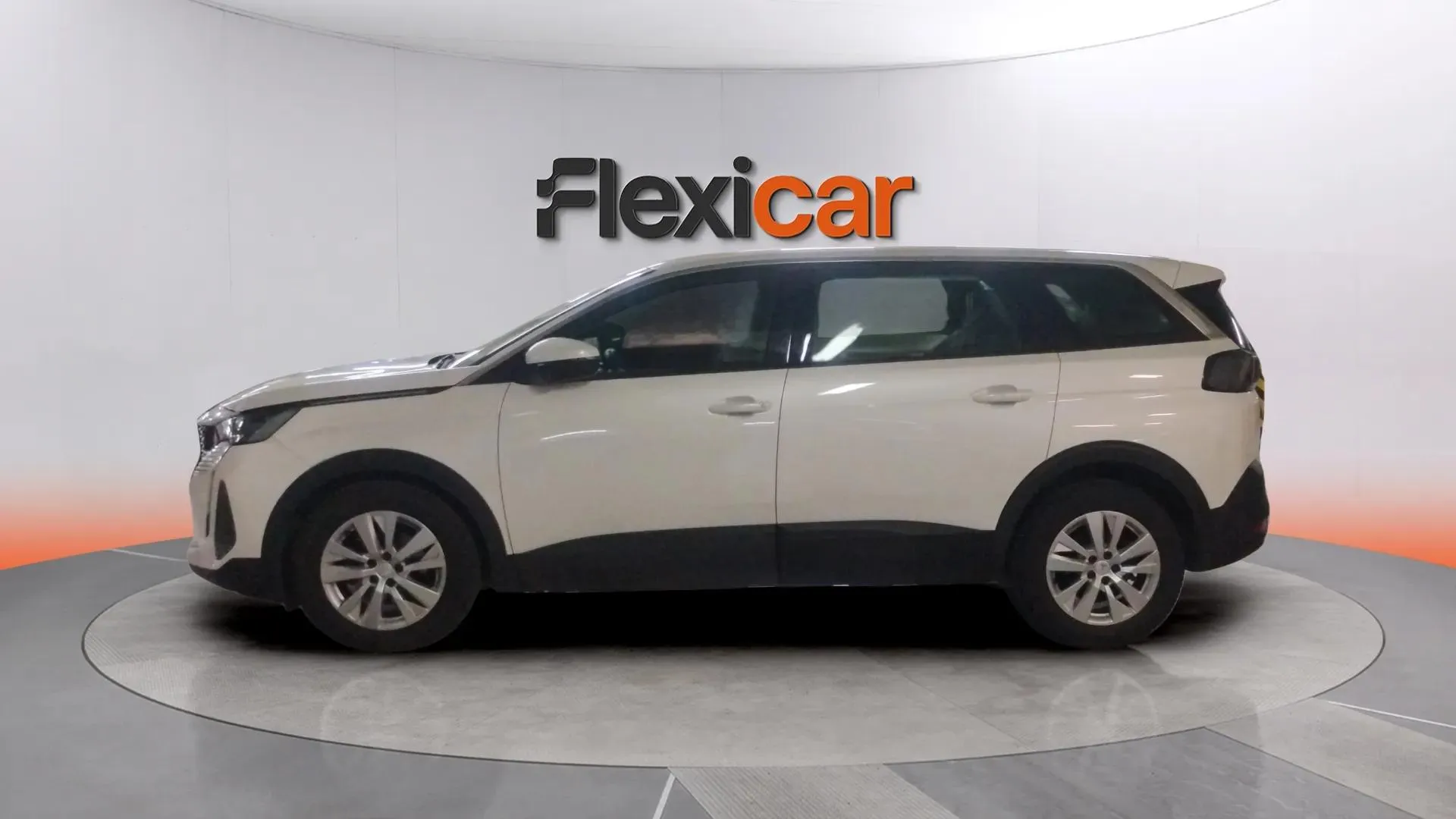 Peugeot 5008 1.2 PureTech Active Pack EAT8 - foto 4