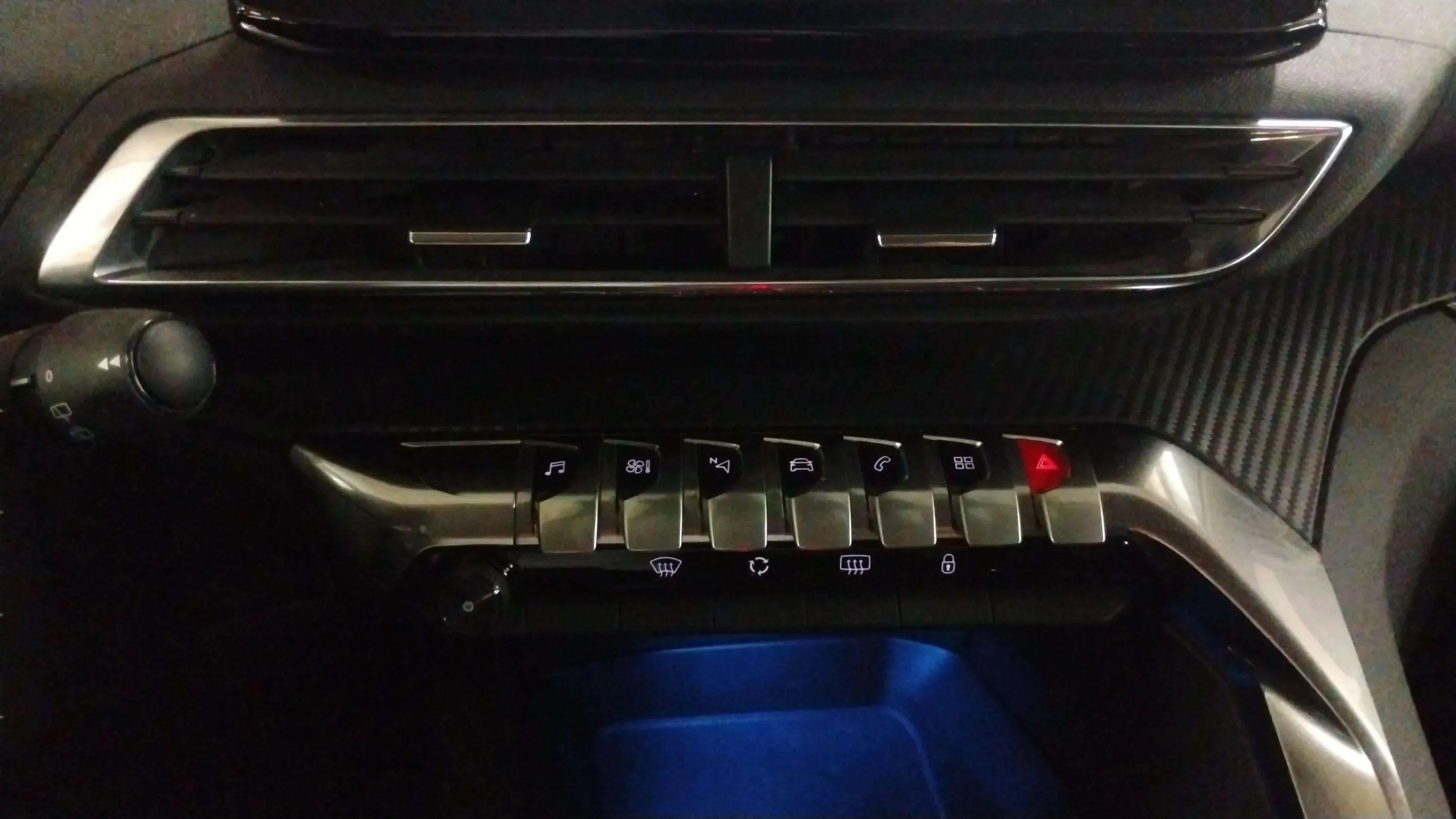 Peugeot 5008 1.2 PureTech Active Pack EAT8 - foto 14