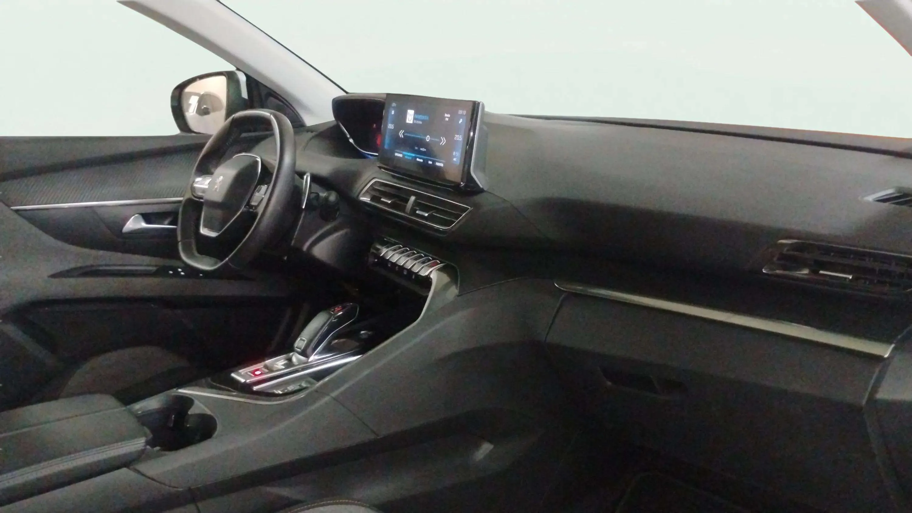 Peugeot 5008 1.2 PureTech Active Pack EAT8 - foto 7