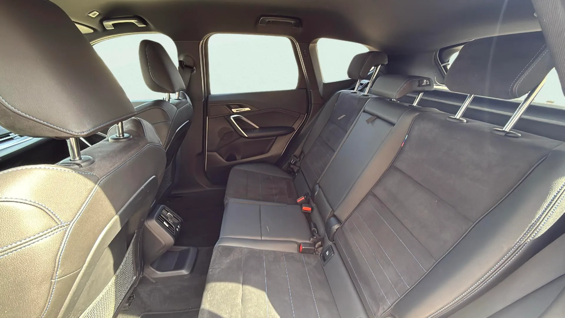 BMW X1 sDrive18d - foto 21