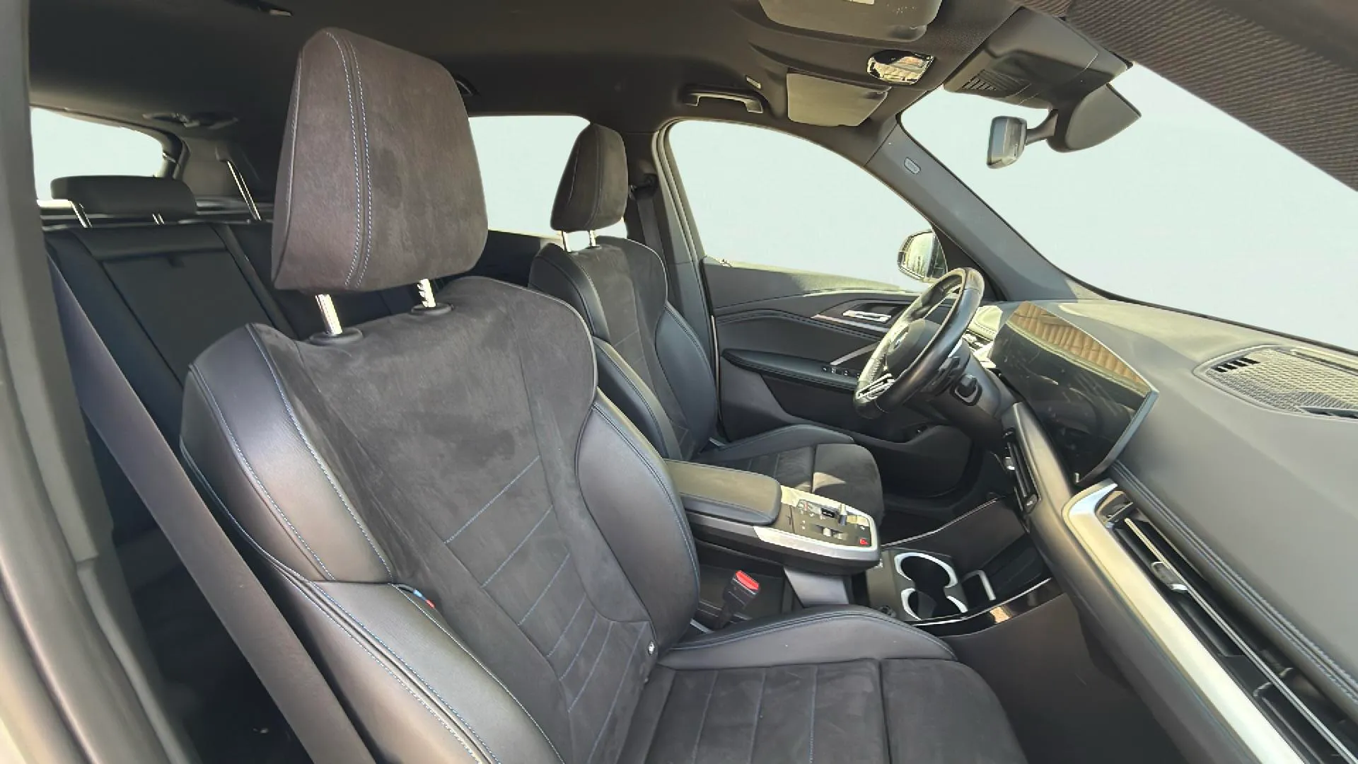 BMW X1 sDrive18d - foto 18