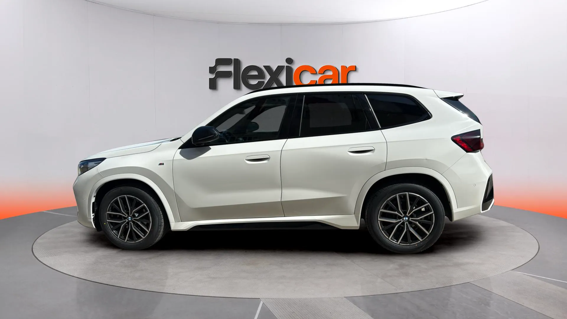 BMW X1 sDrive18d - foto 6