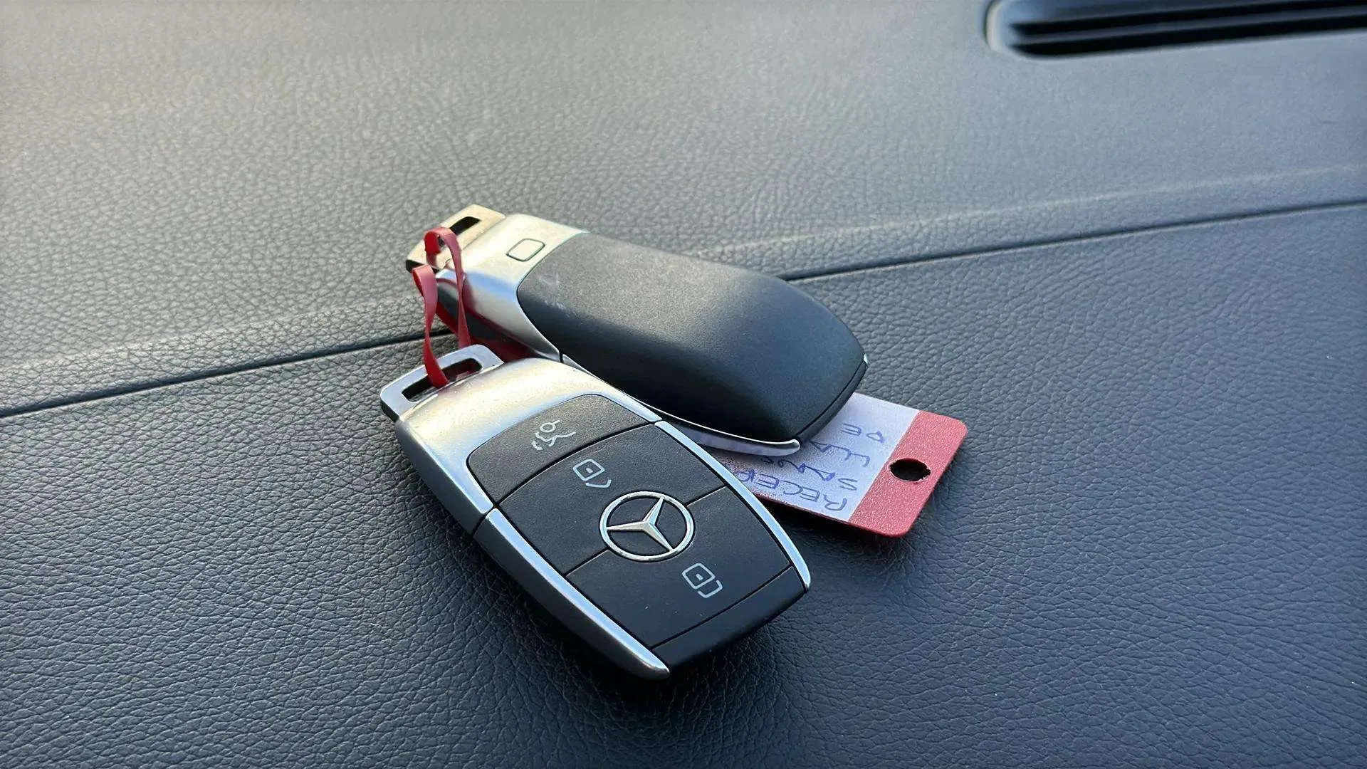 Mercedes-Benz EQA 250 - foto 18