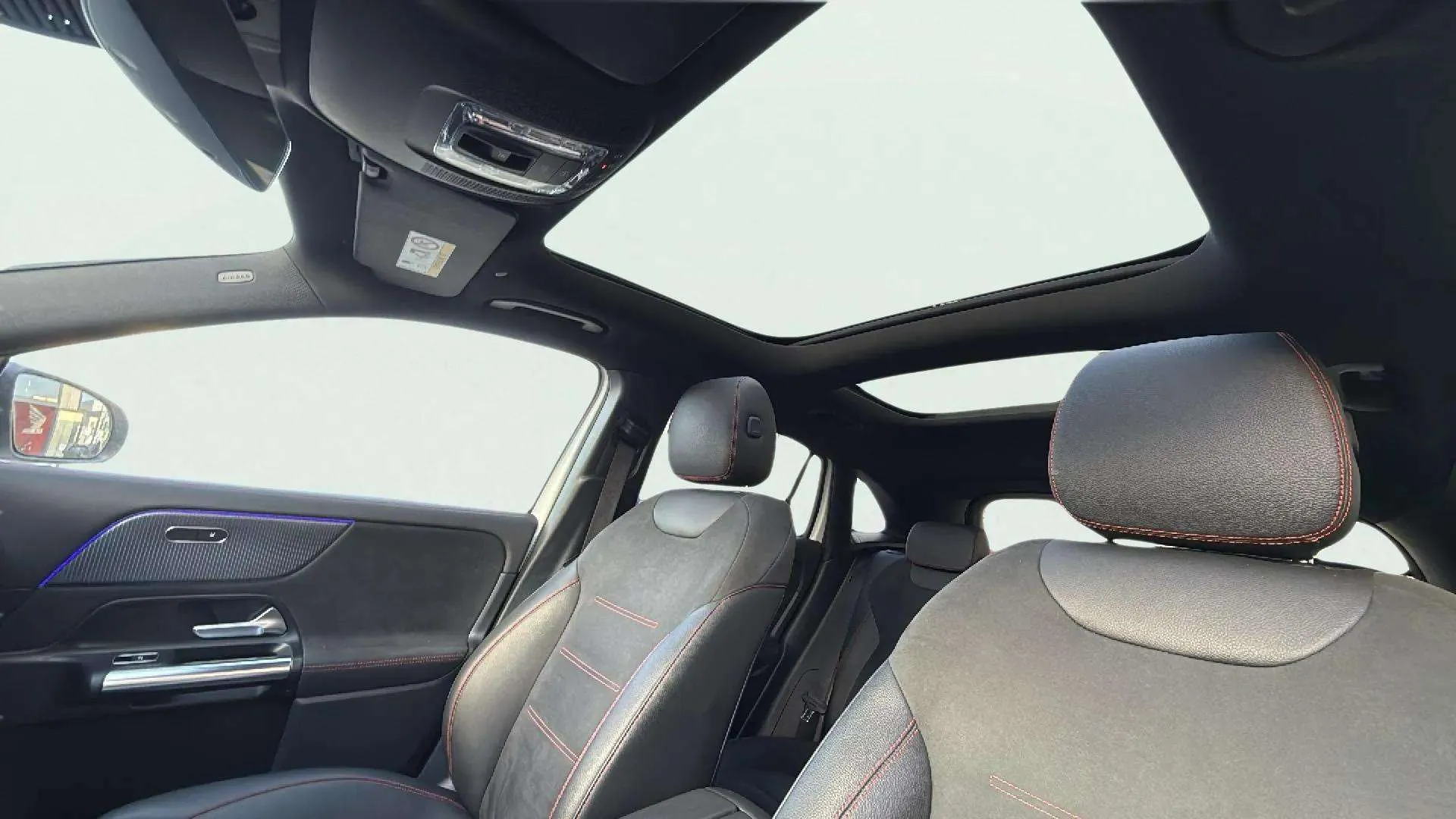 Mercedes-Benz EQA 250 - foto 17