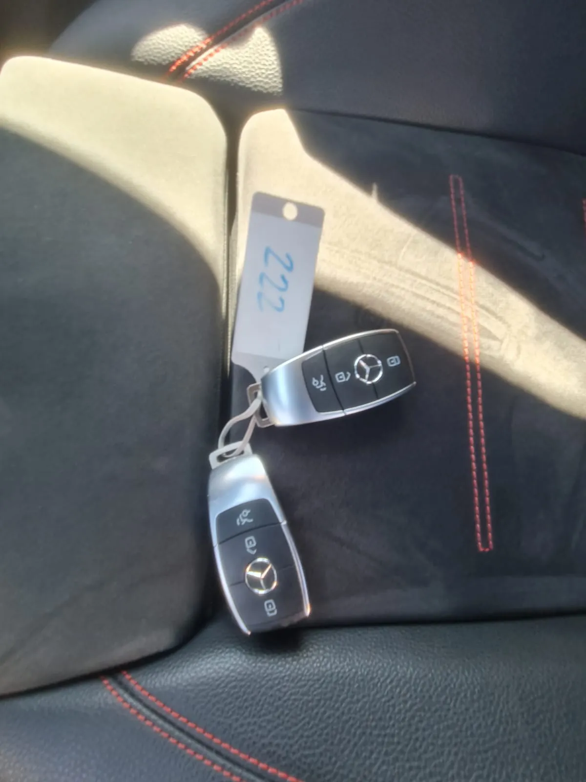 Mercedes-Benz EQA 250 - foto 16