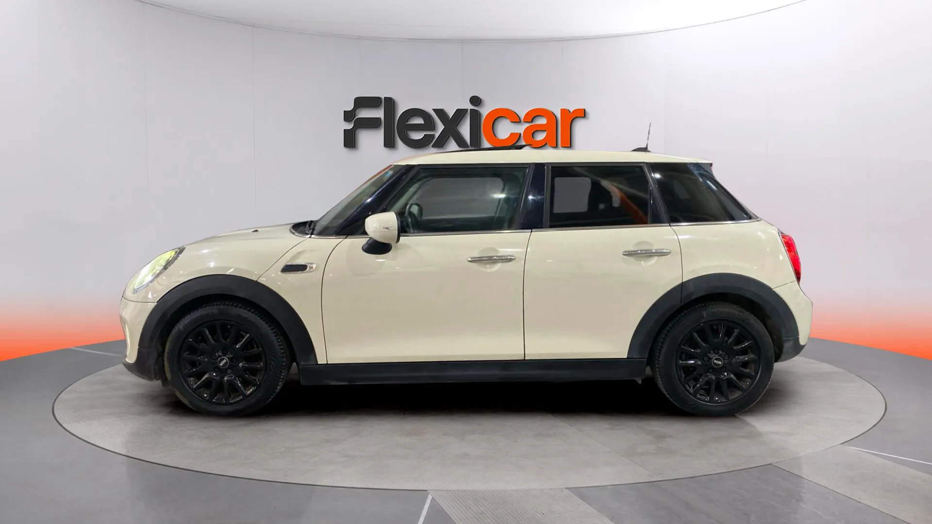 MINI Cooper One - foto 3