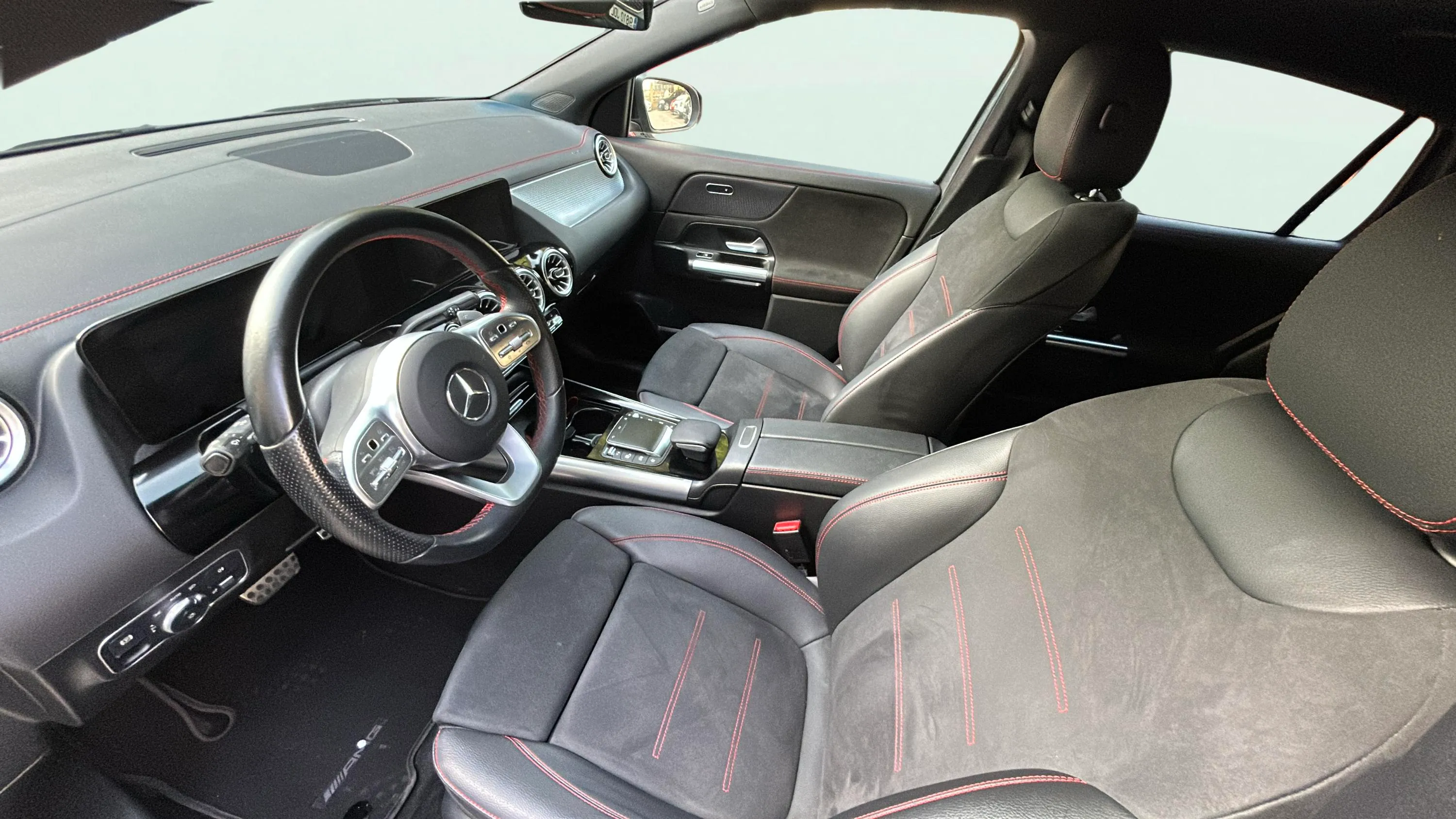 Mercedes-Benz EQA 250 - foto 13