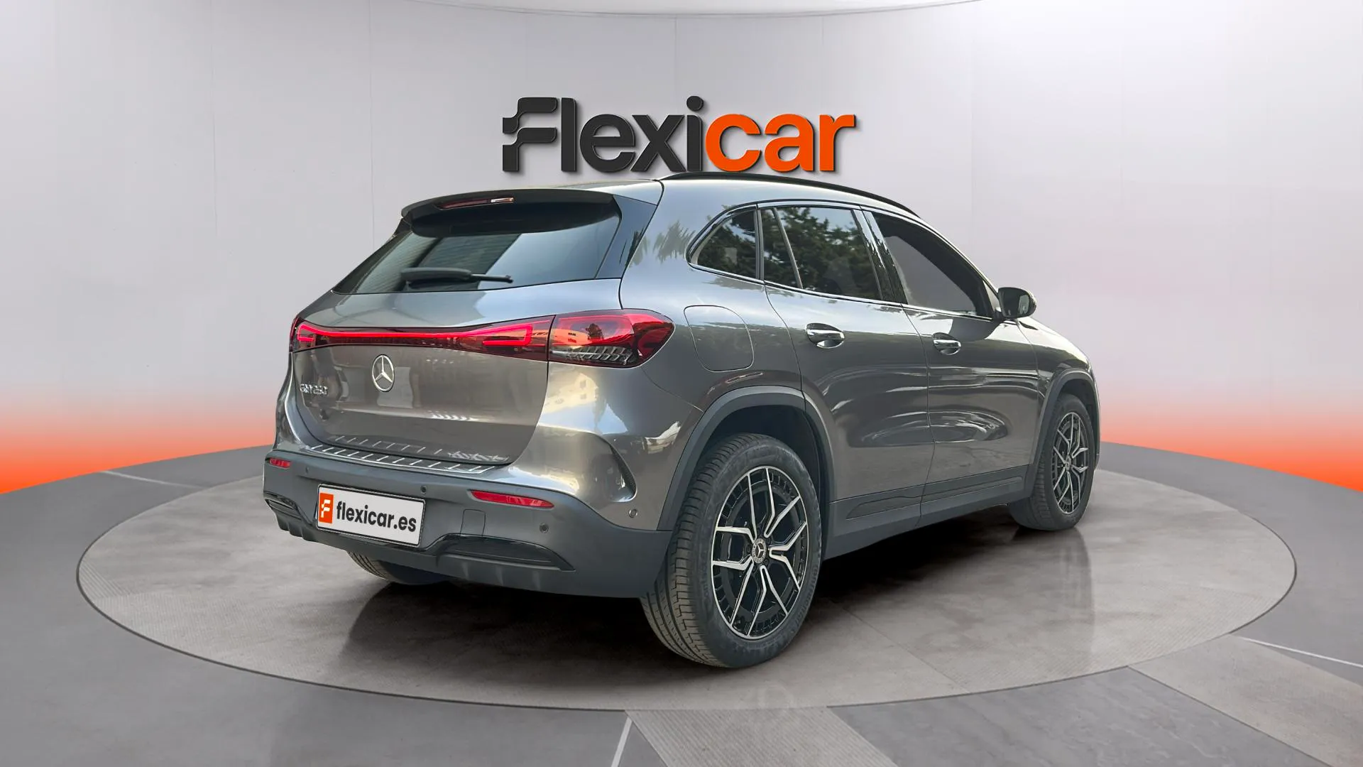 Mercedes-Benz EQA 250 - foto 8
