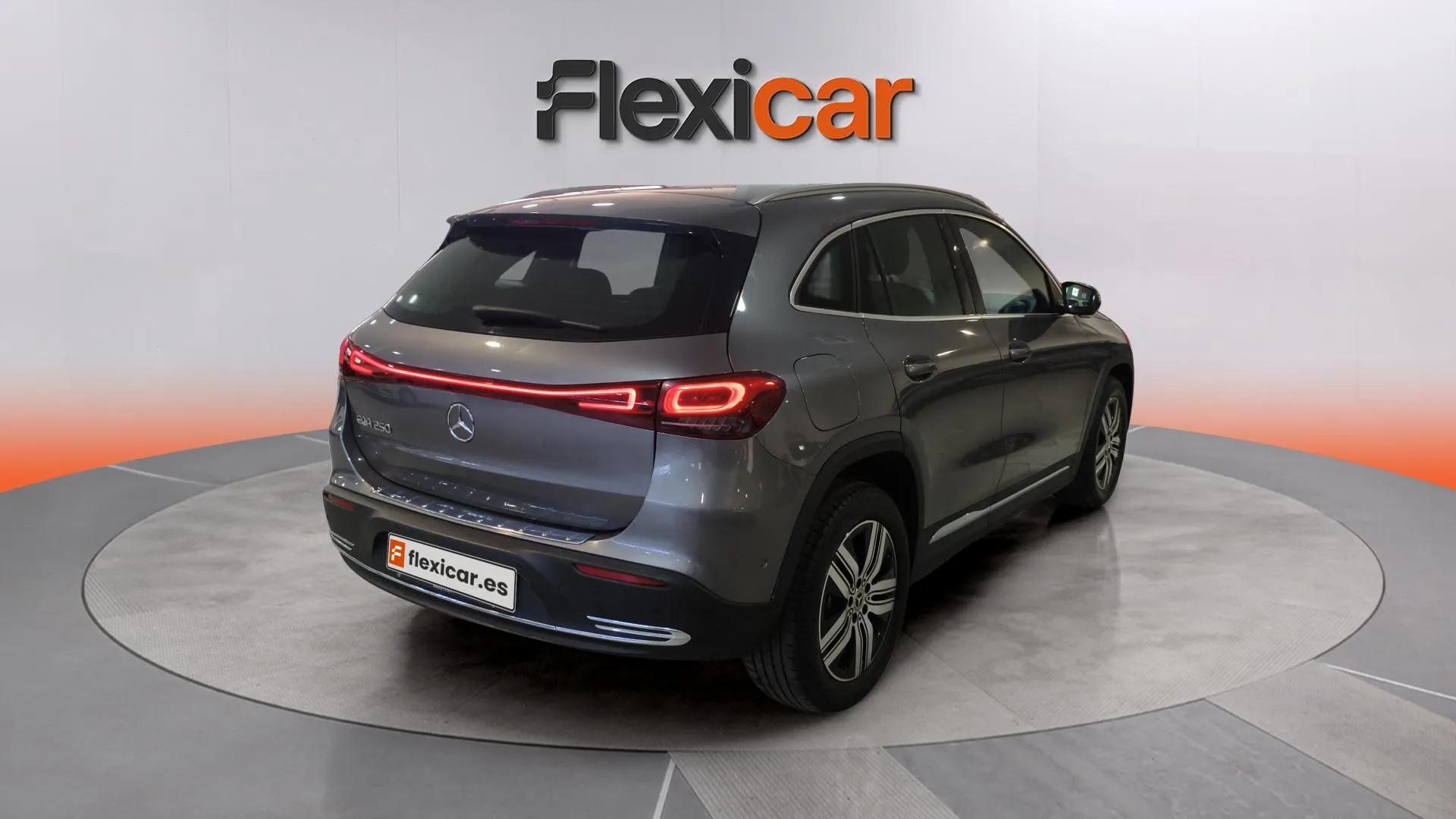 Mercedes-Benz EQA 250 - foto 7