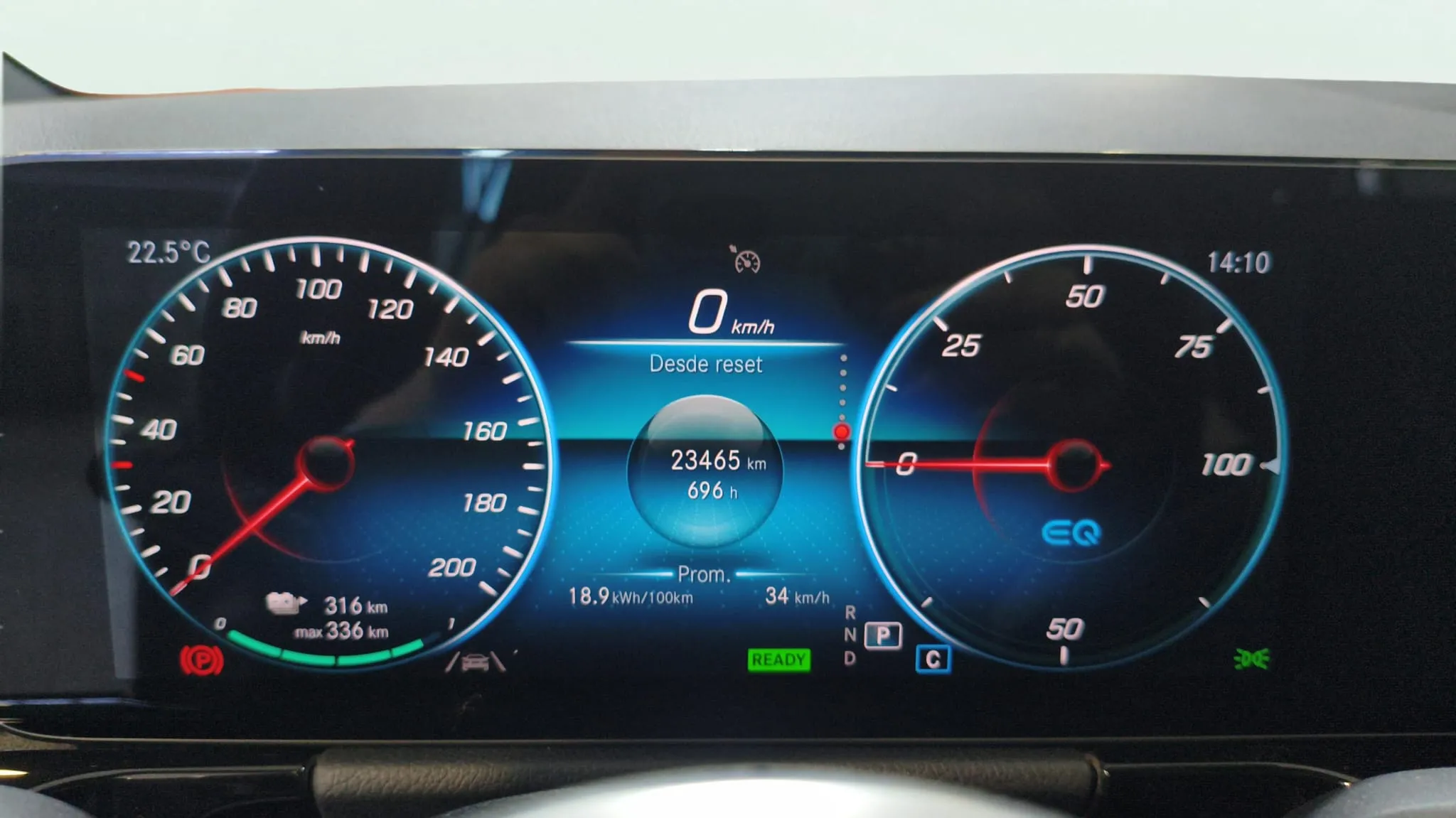 Mercedes-Benz EQA 250 - foto 15