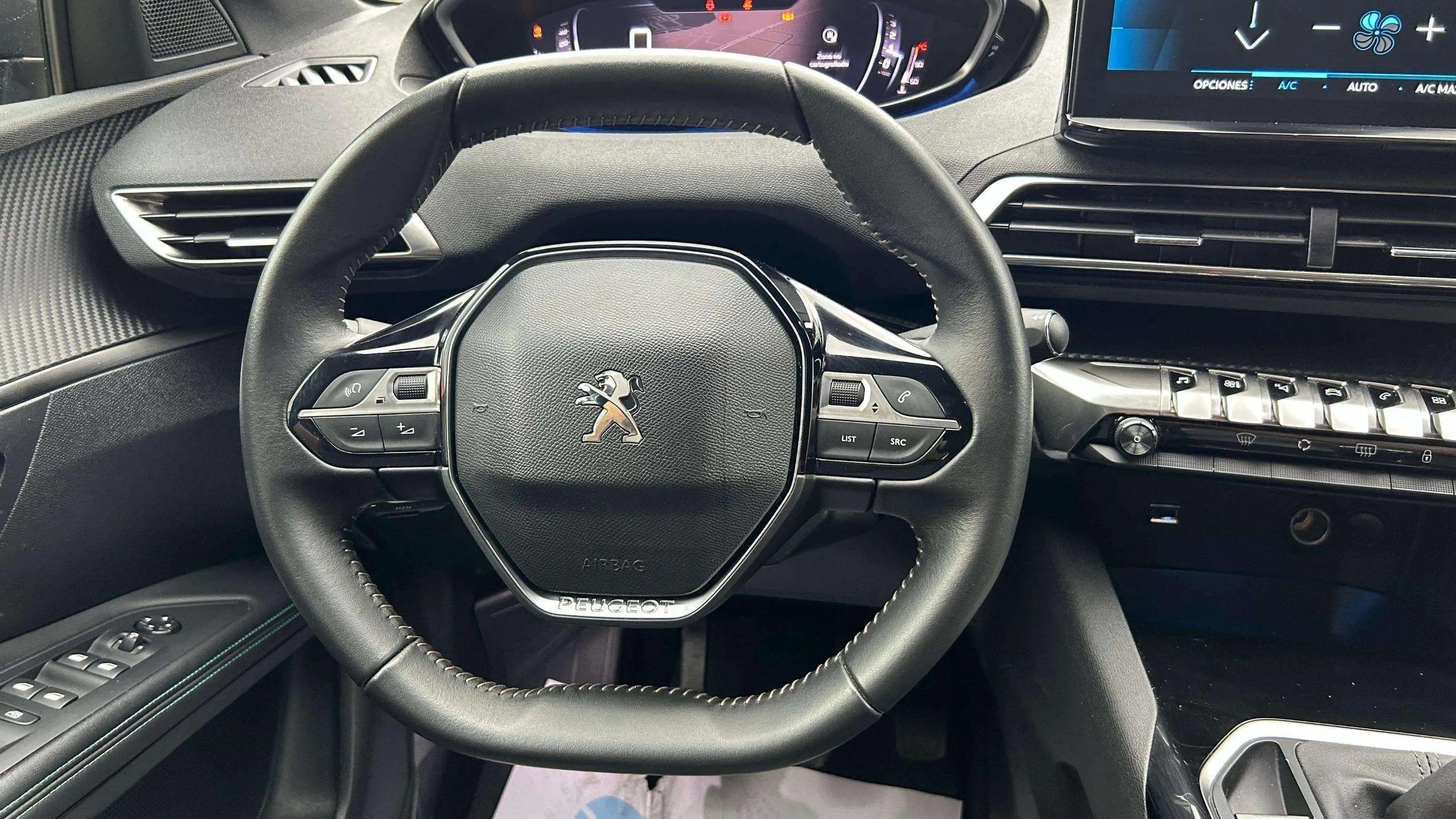 Peugeot 3008 1.2 PureTech Allure Pack - foto 30