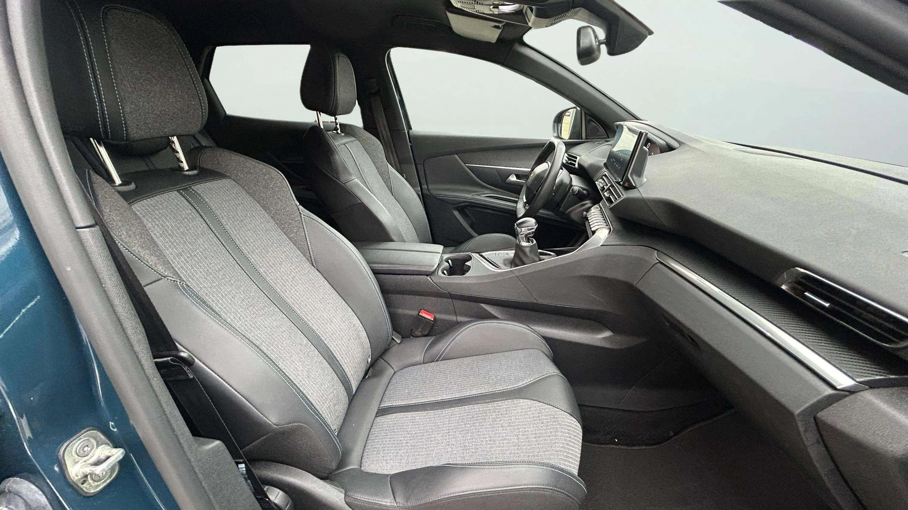 Peugeot 3008 1.2 PureTech Allure Pack - foto 15