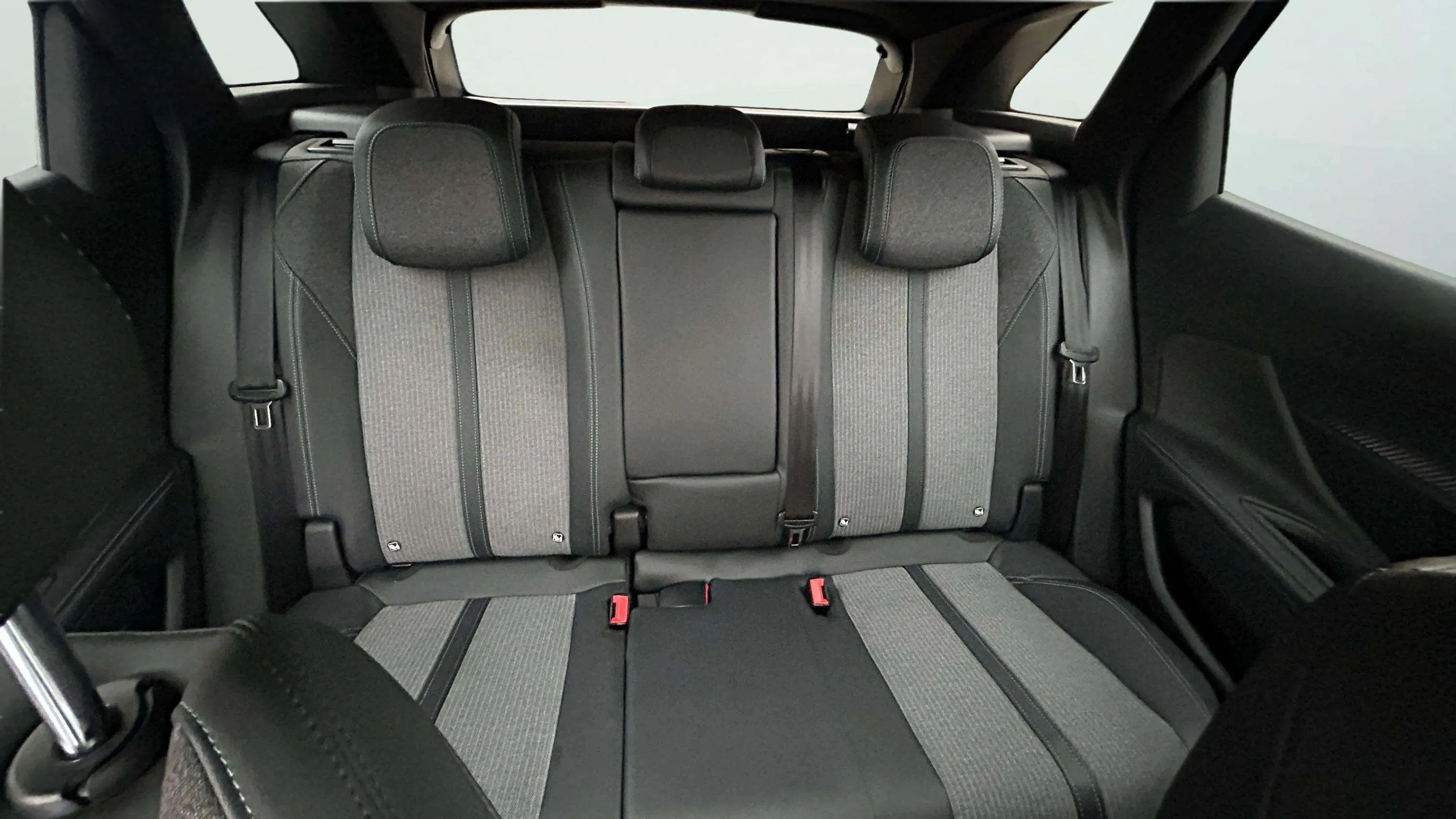 Peugeot 3008 1.2 PureTech Allure Pack - foto 16