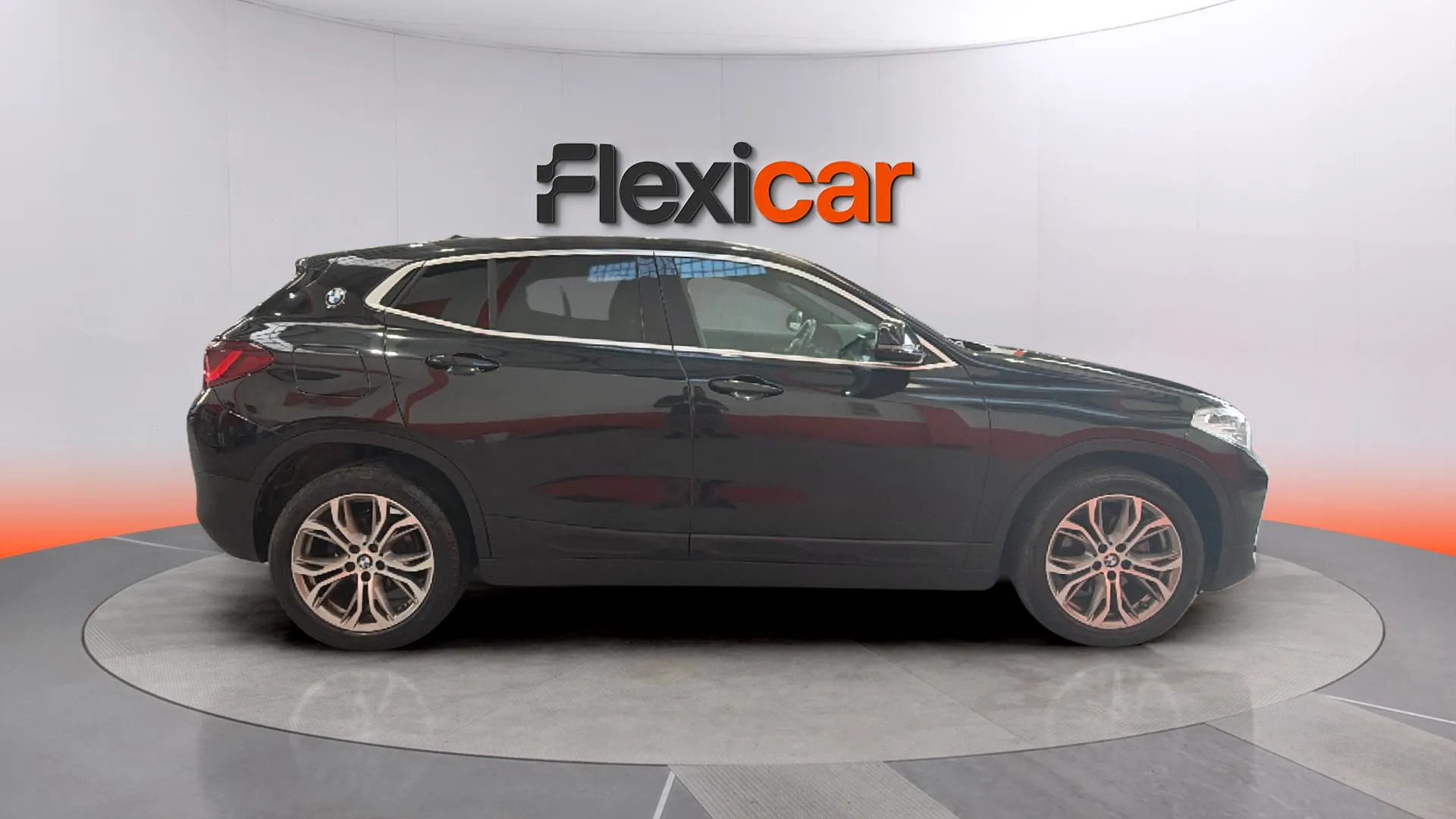 BMW X2 sDrive18i - foto 8