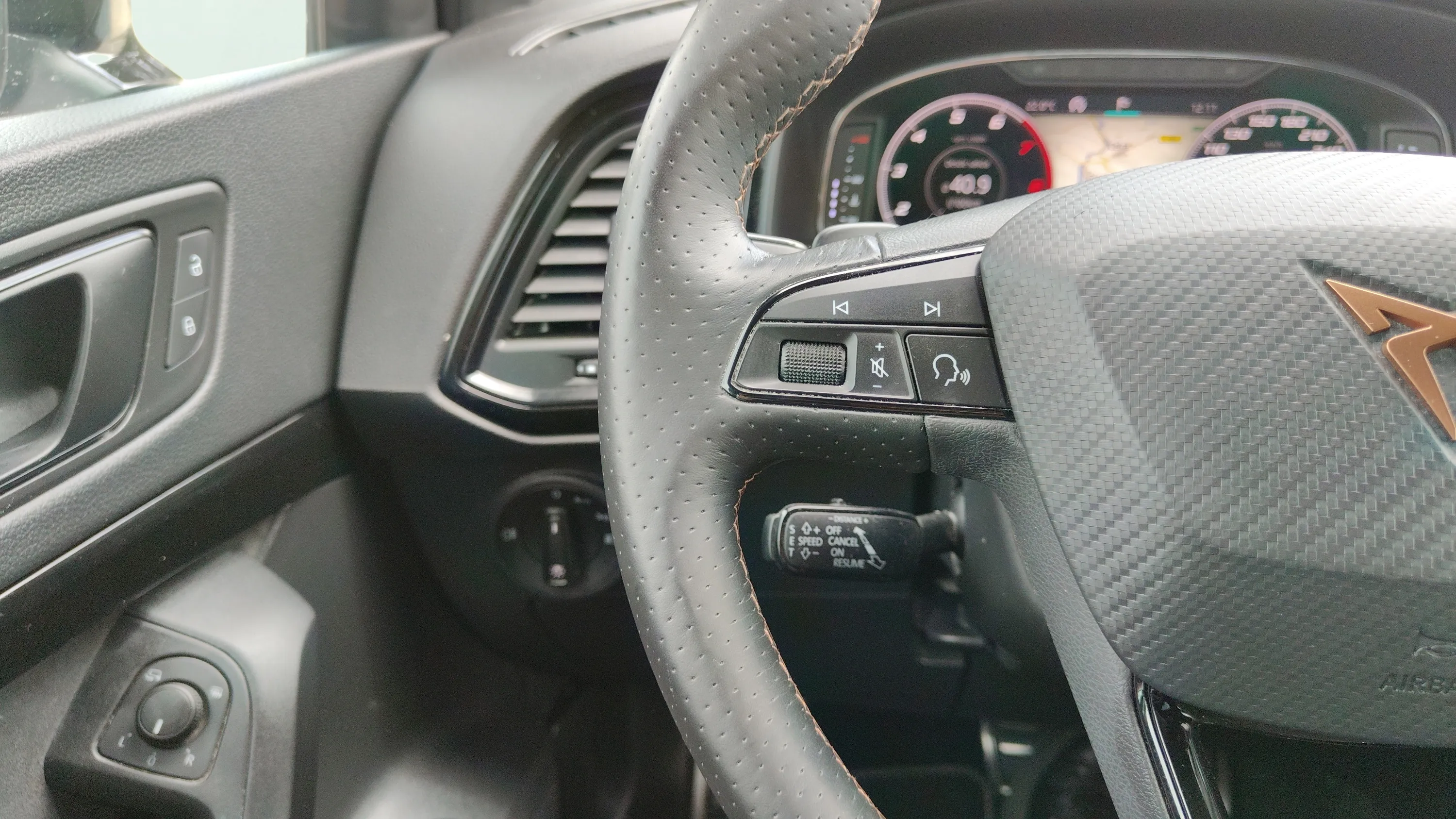 Cupra Ateca 2.0 TSI 4Drive DSG - foto 18