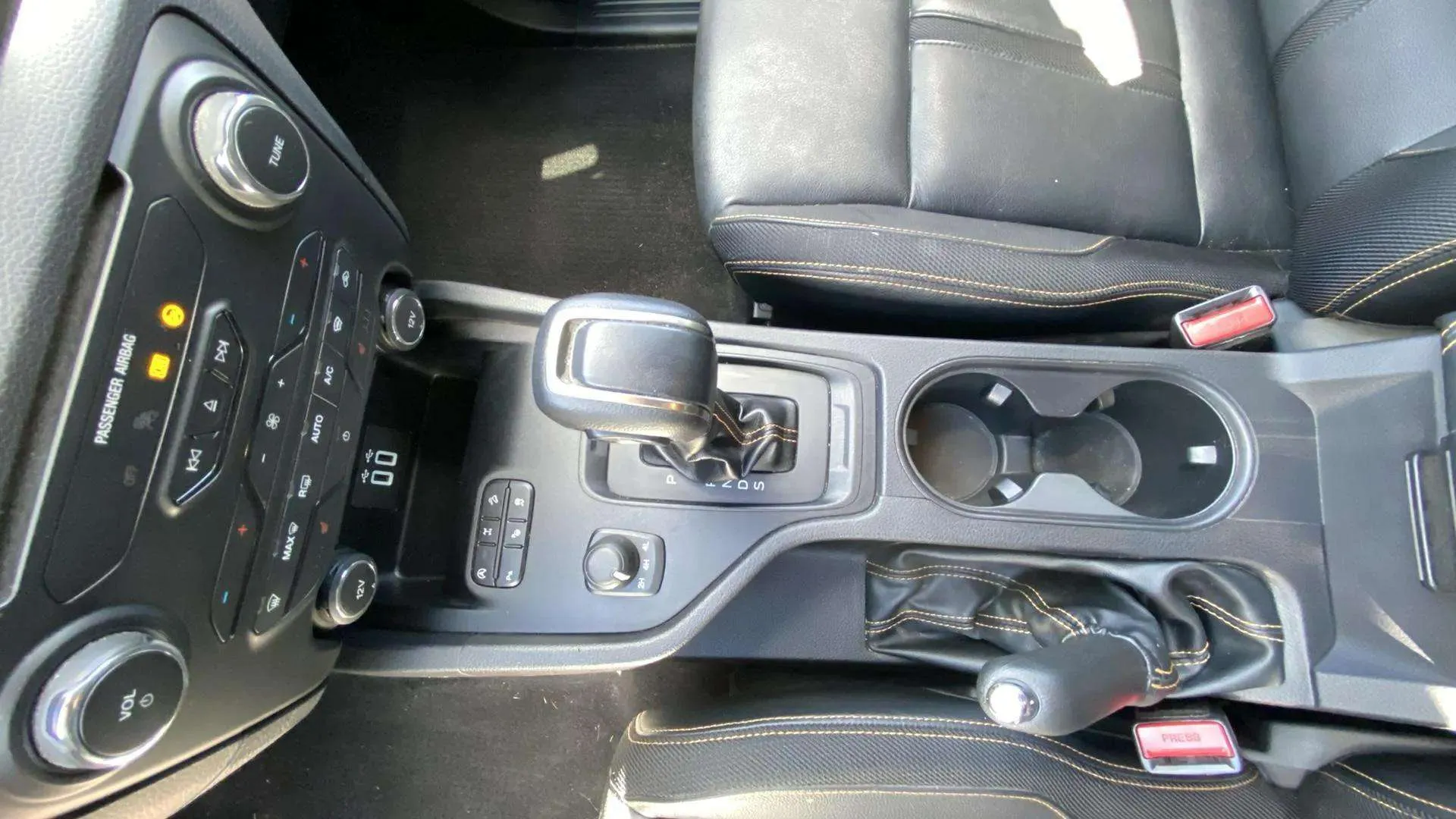 Ford Ranger Wildtrack - foto 19