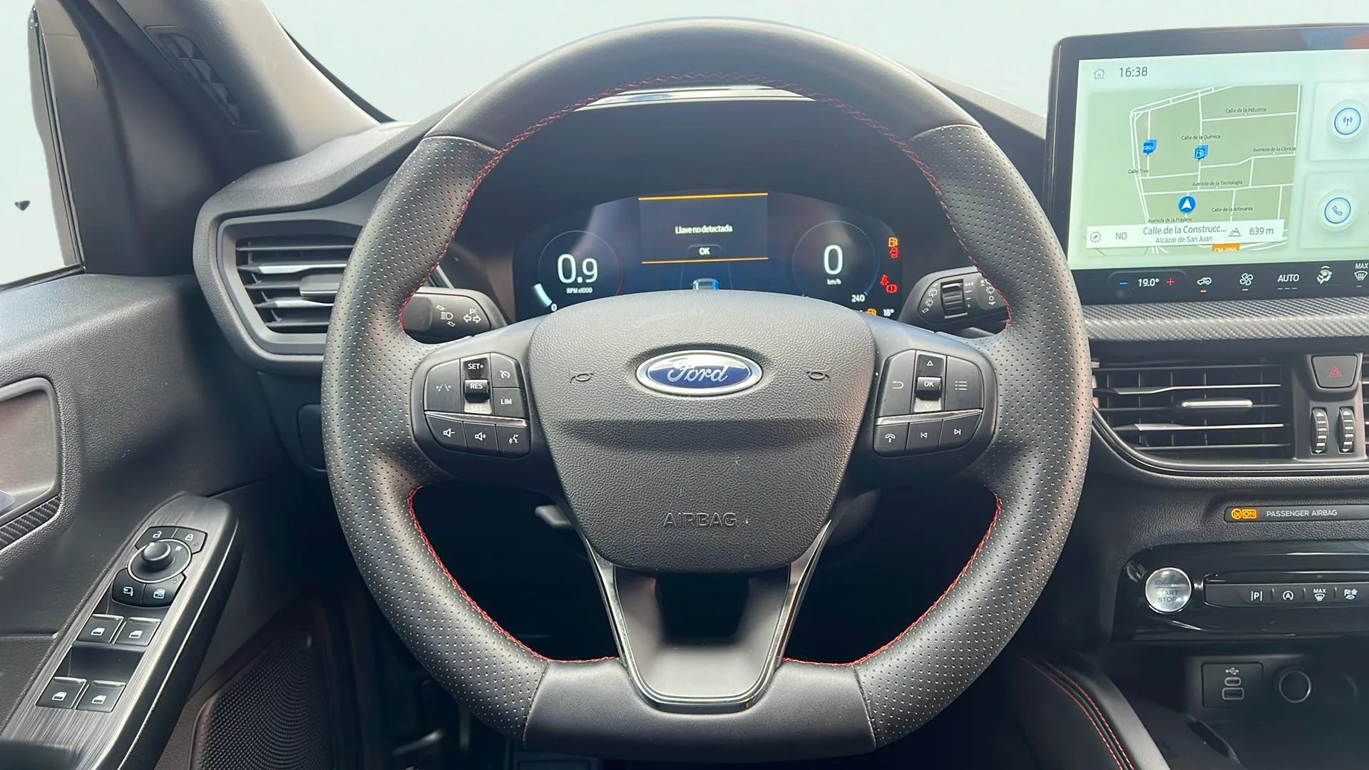 Ford Kuga ST-Line 1.5T EcoBoost - foto 11