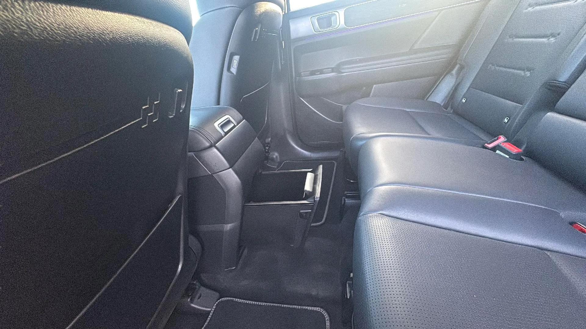 Hyundai Santa Fe PHEV 1.6 T-GDi 4x4 Maxx - foto 29