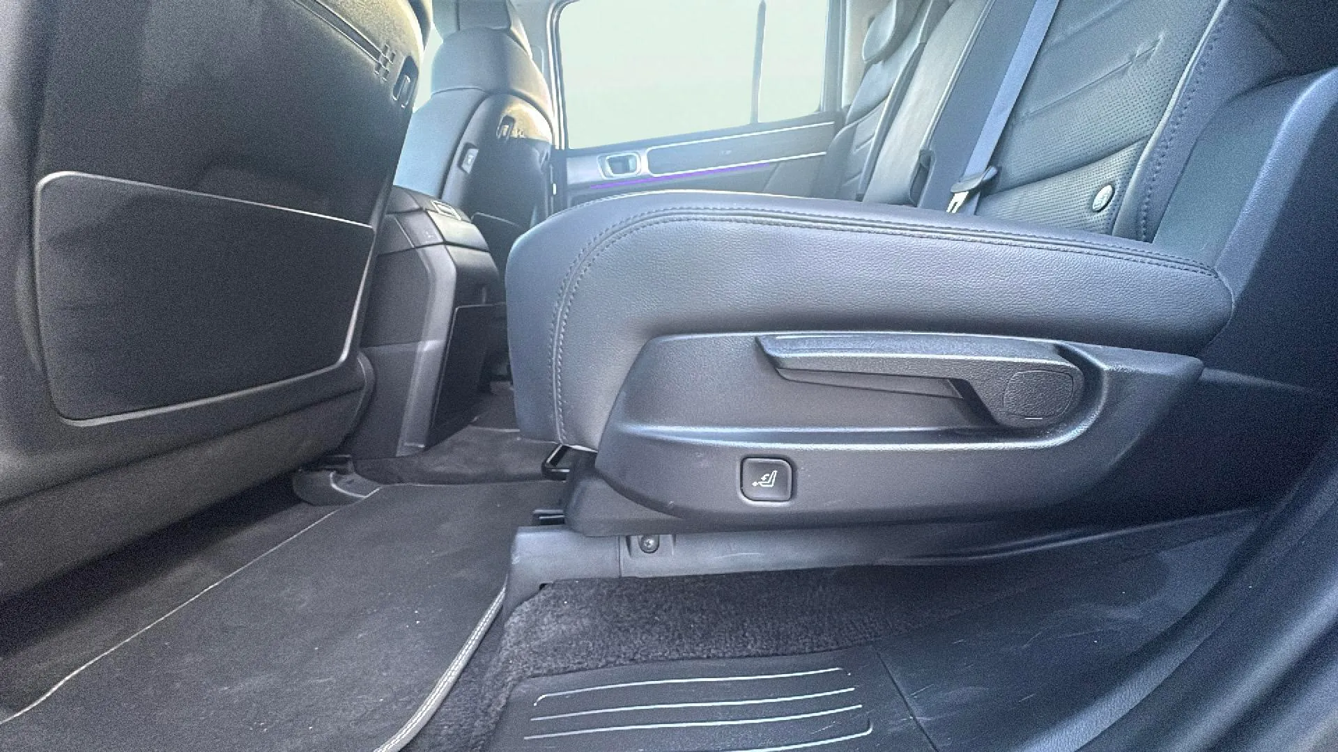 Hyundai Santa Fe PHEV 1.6 T-GDi 4x4 Maxx - foto 28