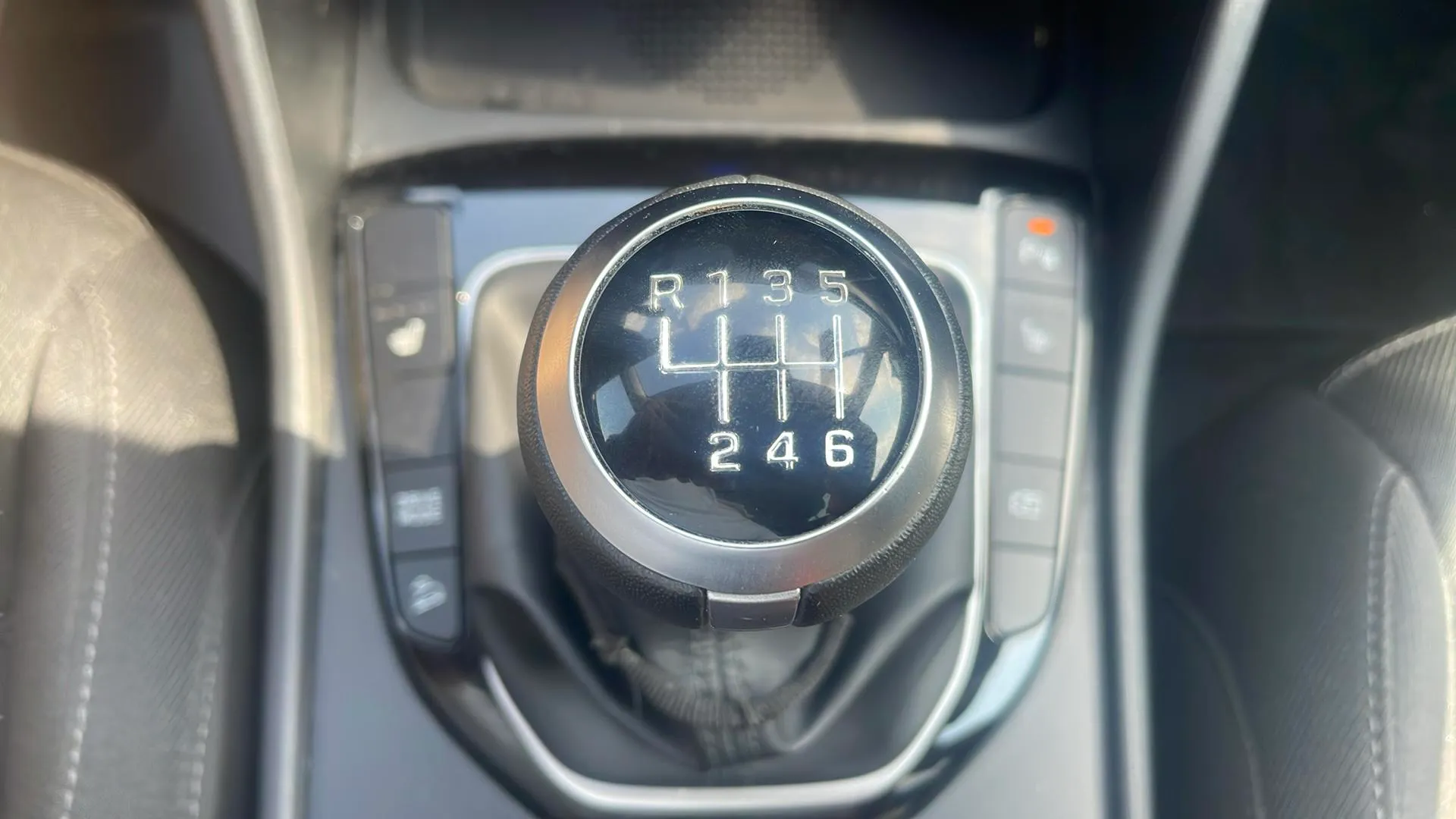 Hyundai Tucson 1.6 CRDi 48V Tecno 2C - foto 20