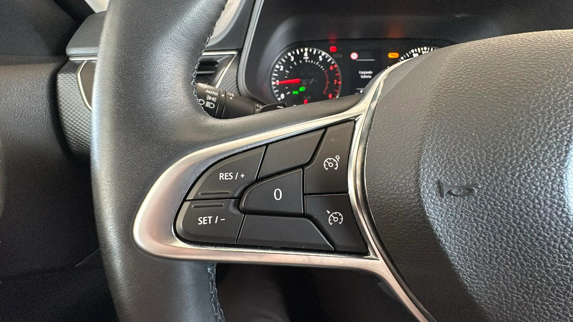 Renault Arkana Evolution TCe EDC mild hybr - foto 9
