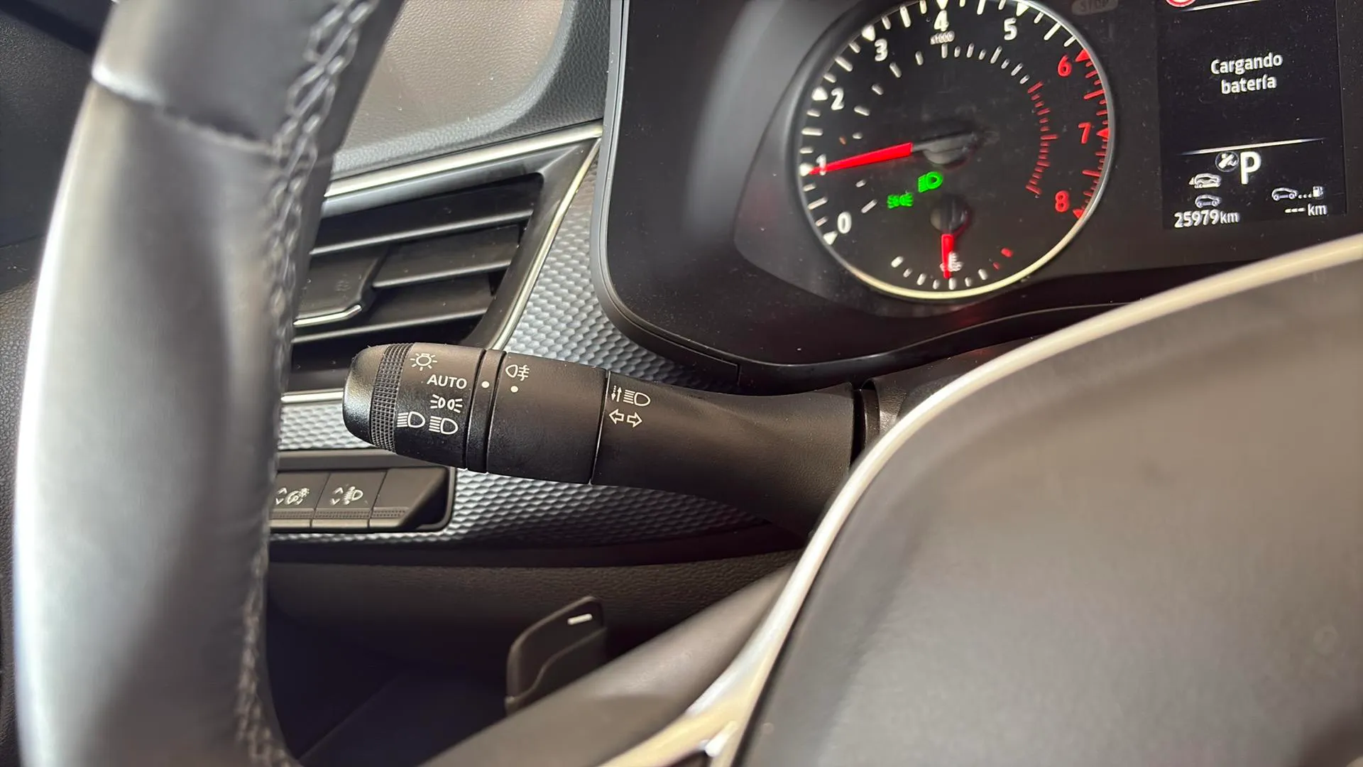 Renault Arkana Evolution TCe EDC mild hybr - foto 27