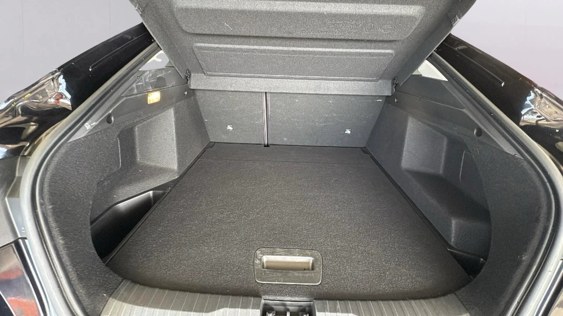 Renault Arkana Evolution TCe EDC mild hybr - foto 25