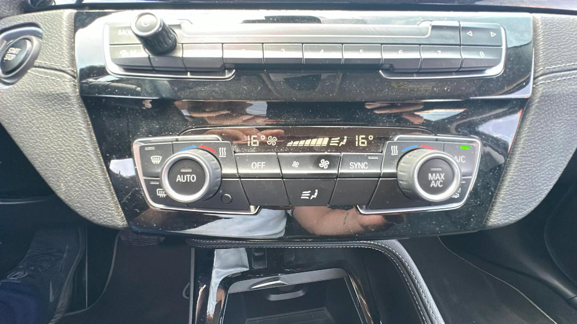 BMW X2 xDrive25e - foto 12