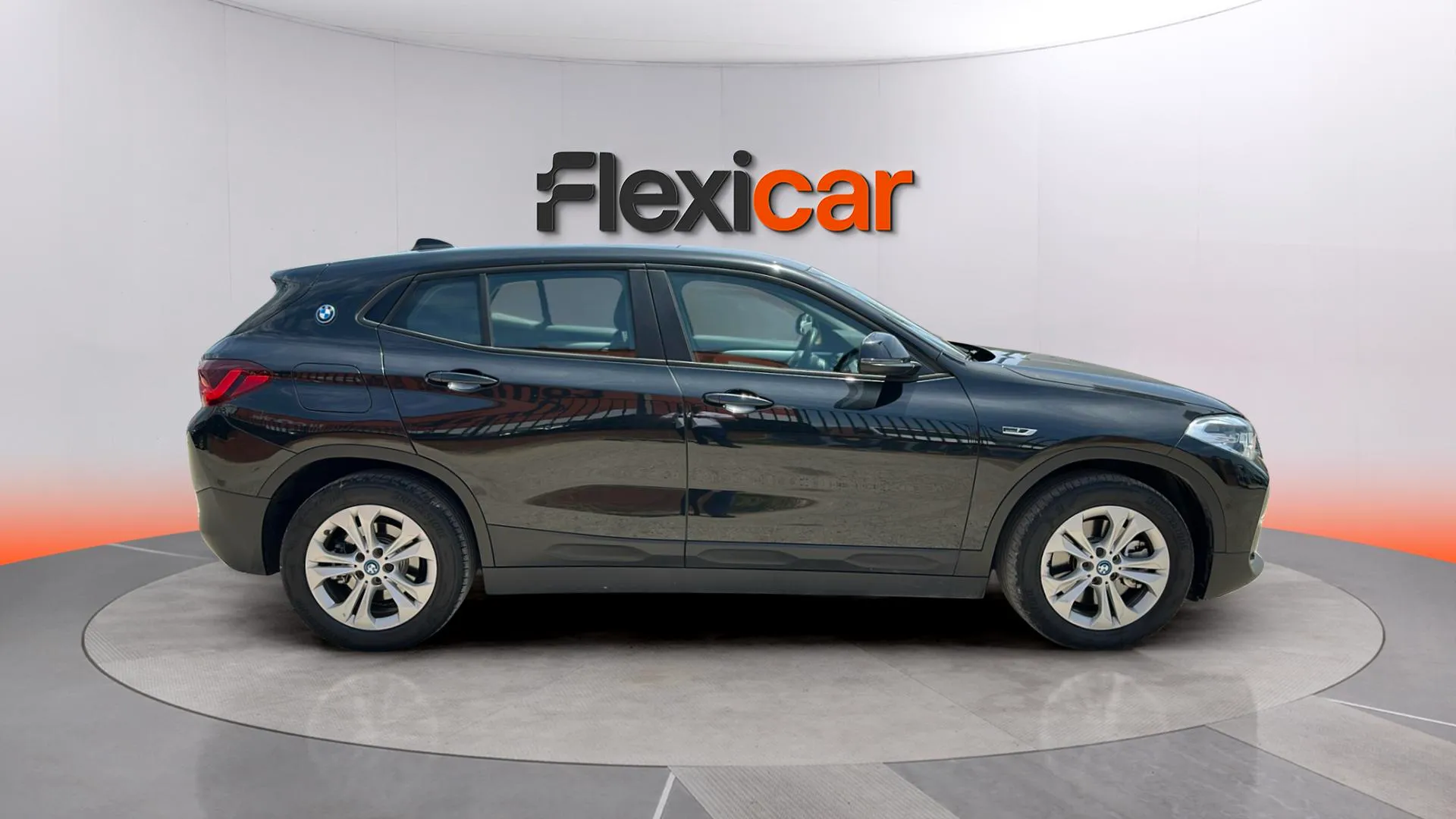 BMW X2 xDrive25e - foto 8