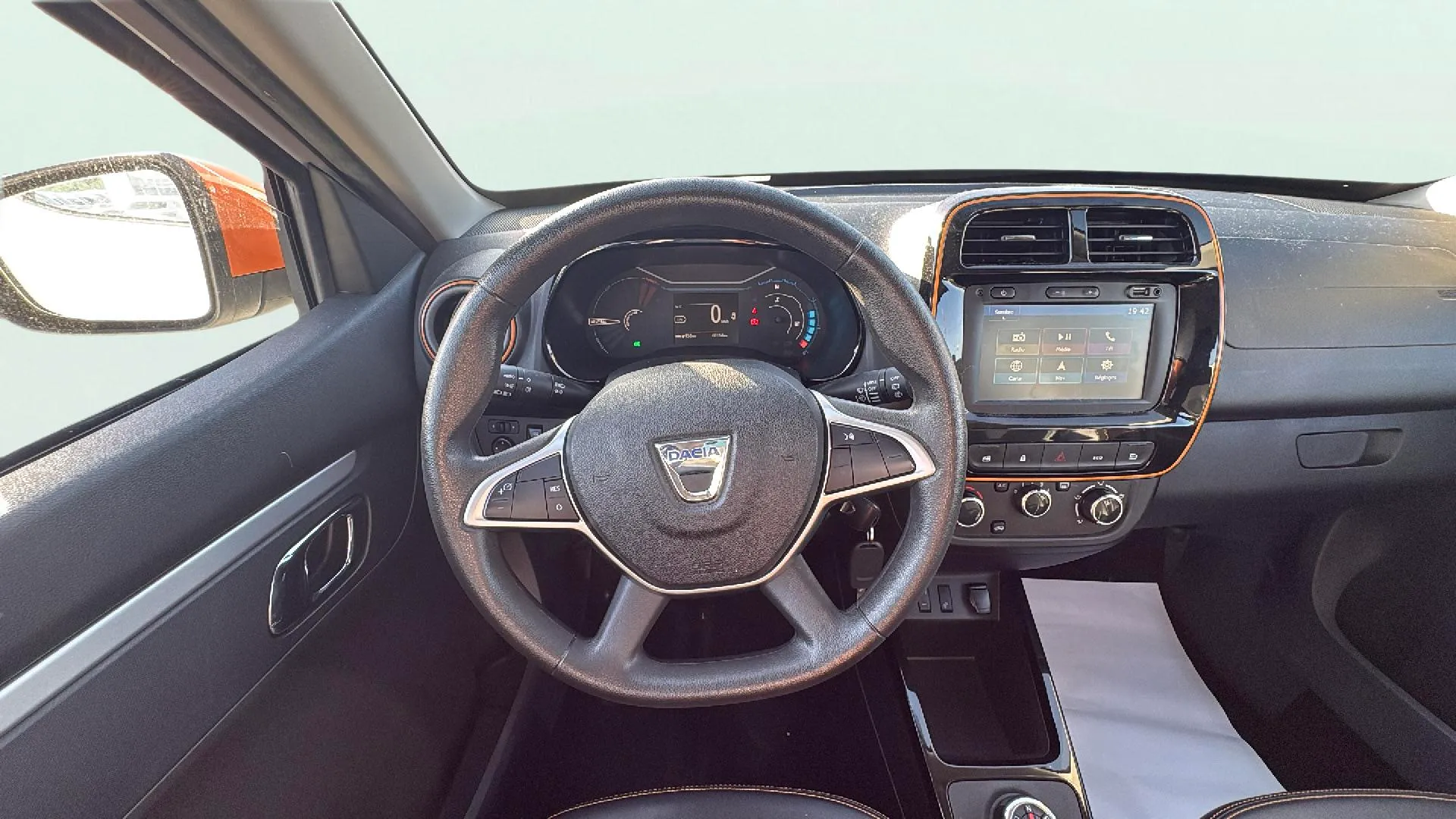 Dacia Spring Comfort Plus Electric - foto 13
