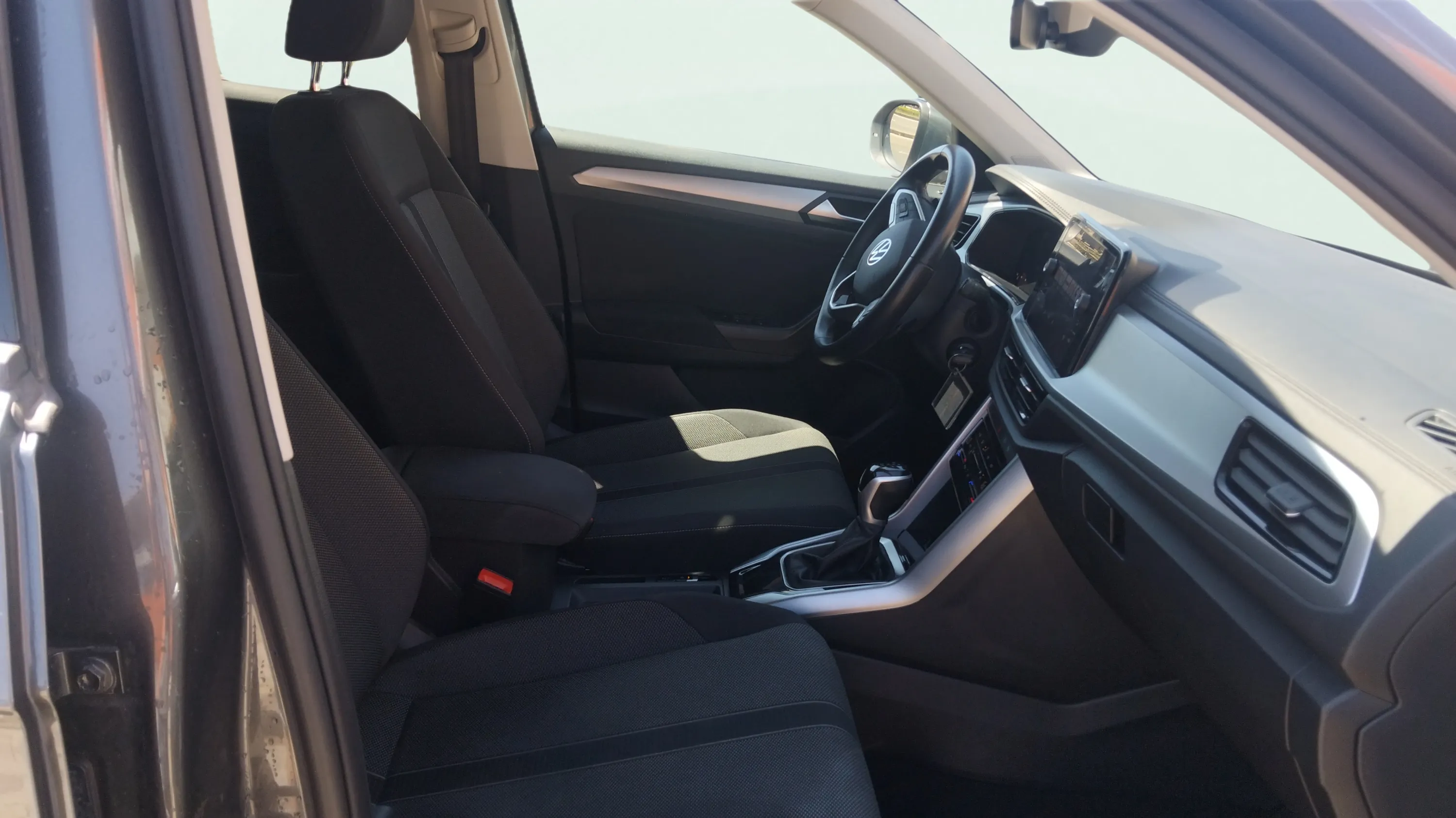 Volkswagen T-Roc Life 1.5 TSI DSG - foto 10