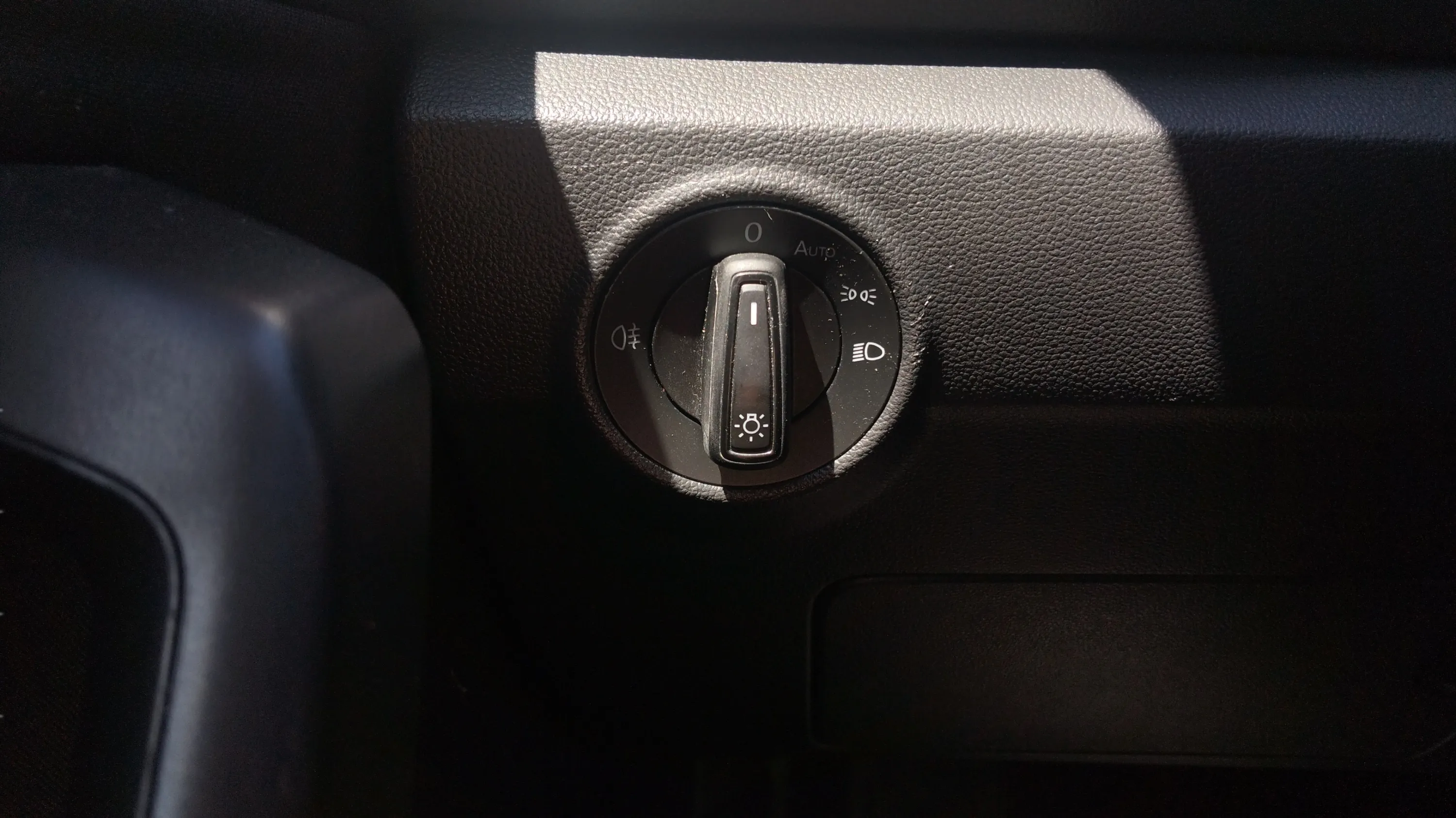 Volkswagen T-Roc Life 1.5 TSI DSG - foto 23
