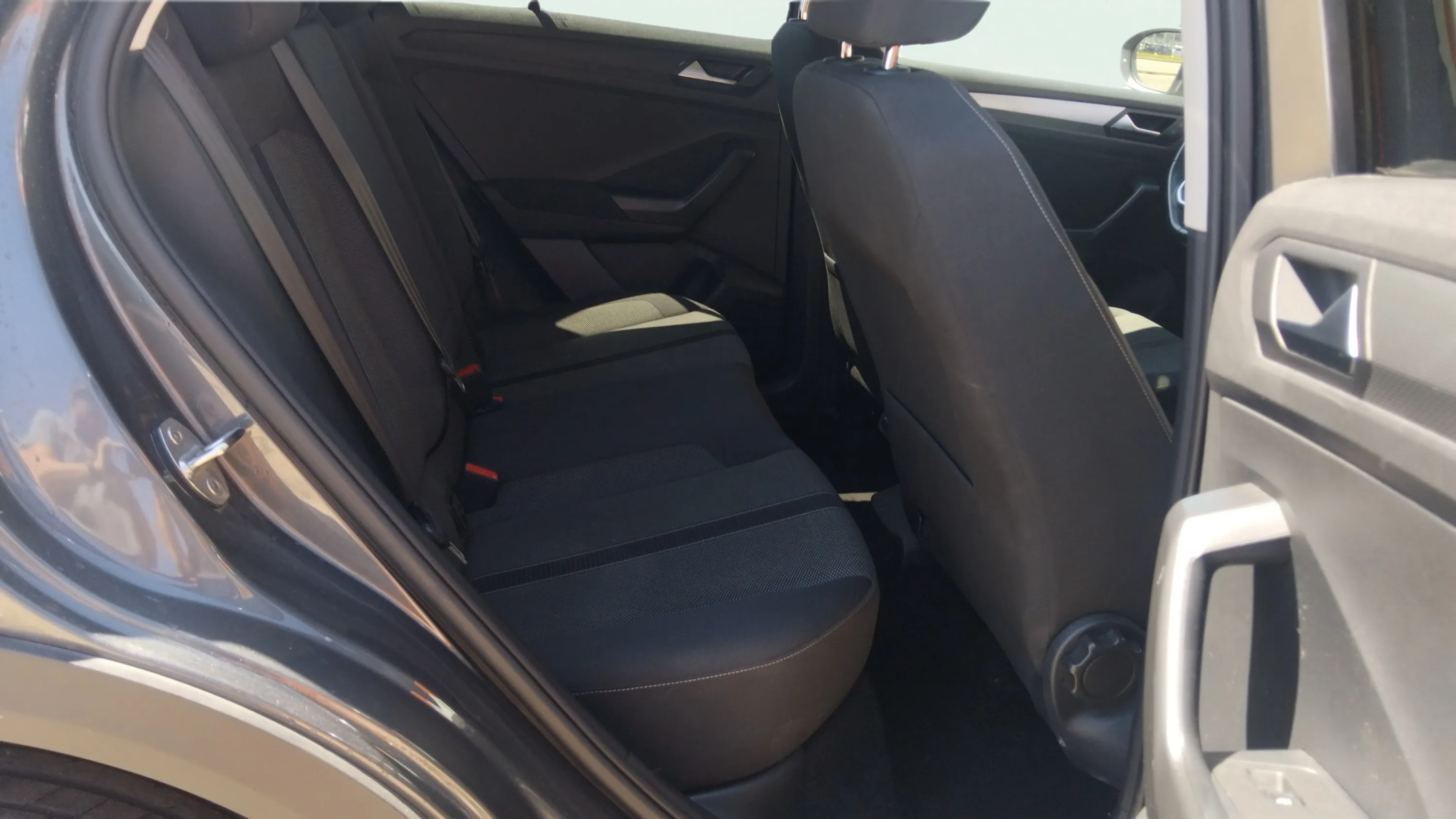 Volkswagen T-Roc Life 1.5 TSI DSG - foto 11