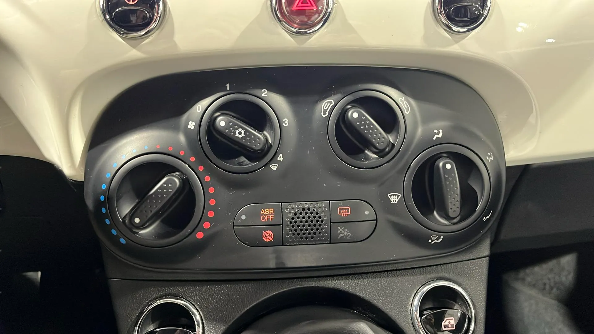 Fiat 500 Cult 1.0 Hybrid - foto 21