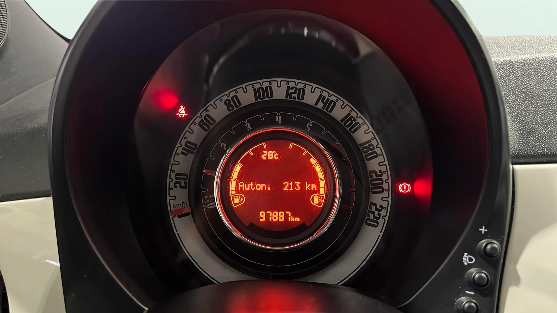 Fiat 500 Cult 1.0 Hybrid - foto 18