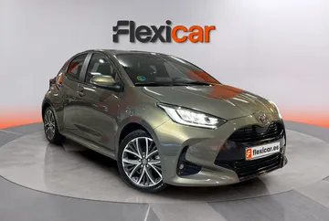 toyota yaris 15 120h active plus hibrido no enchufable automatica sabadell 3 903000000258922
