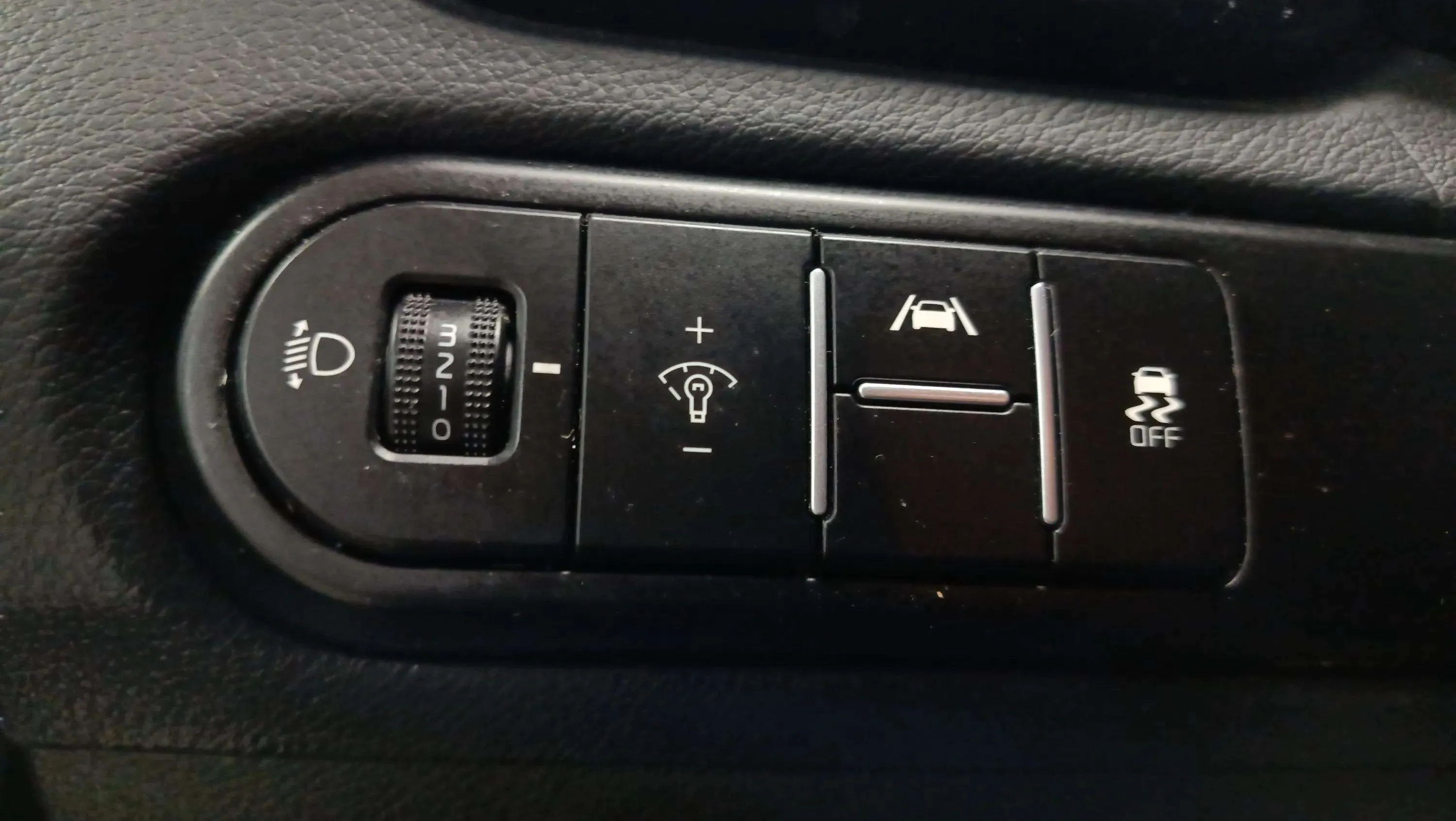 Kia Ceed 1.0 MHEV Drive DCT - foto 22