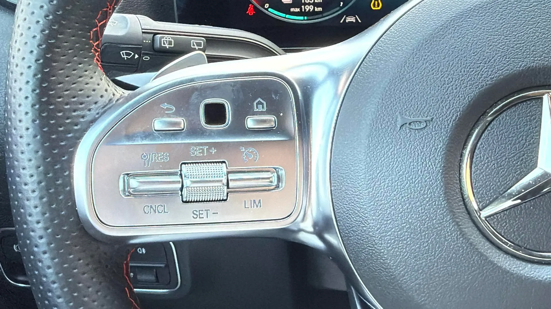 Mercedes-Benz EQA 250 - foto 18